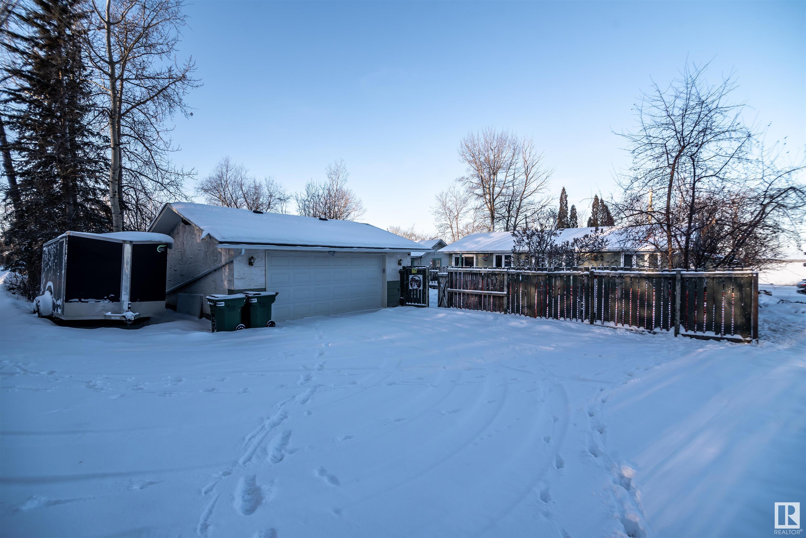      5415 Sunset DR , Rural Lac Ste. Anne County,  ,T0E 0A0 ;  Listing Number: MLS E4420024