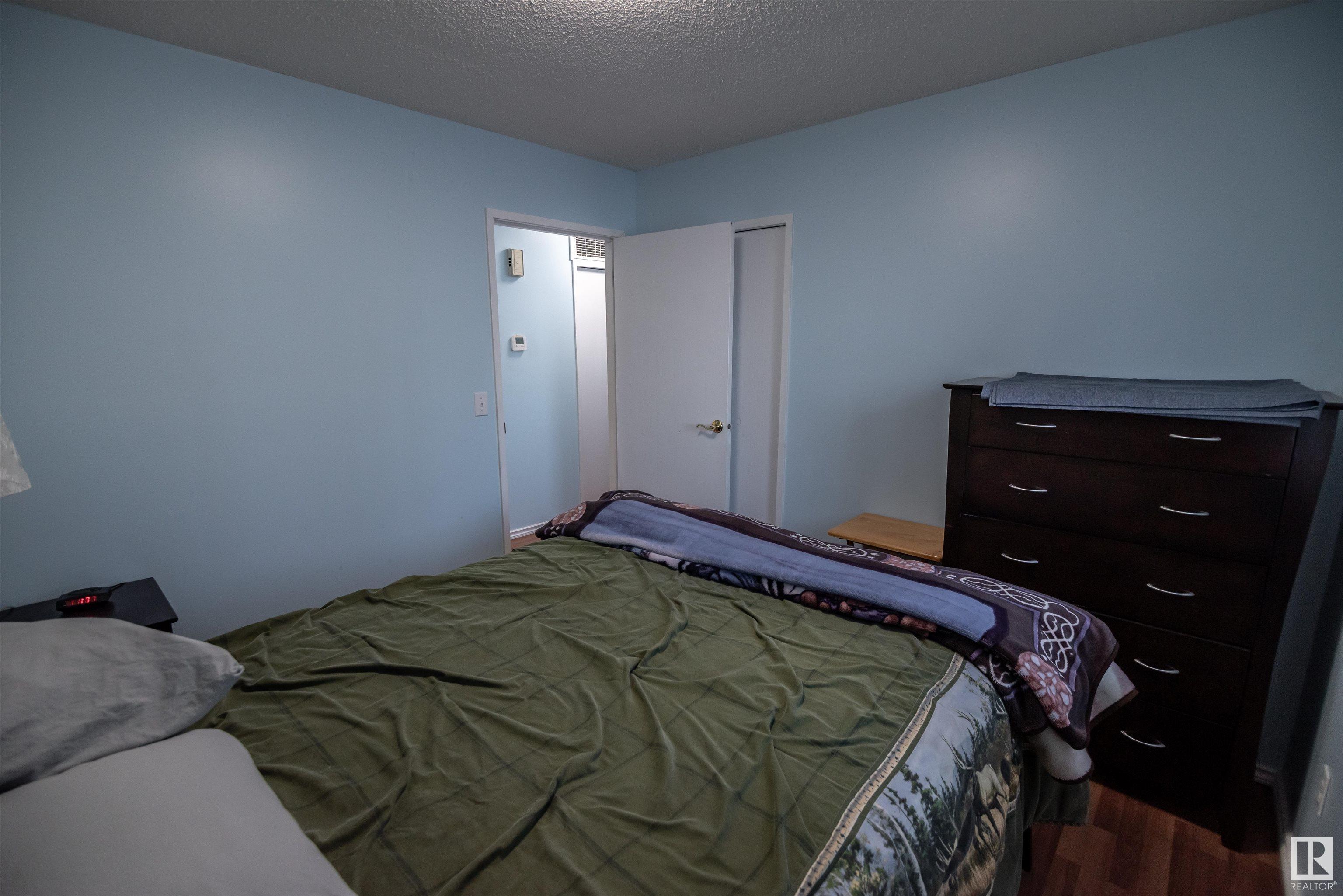      5415 Sunset DR , Rural Lac Ste. Anne County,  ,T0E 0A0 ;  Listing Number: MLS E4420024