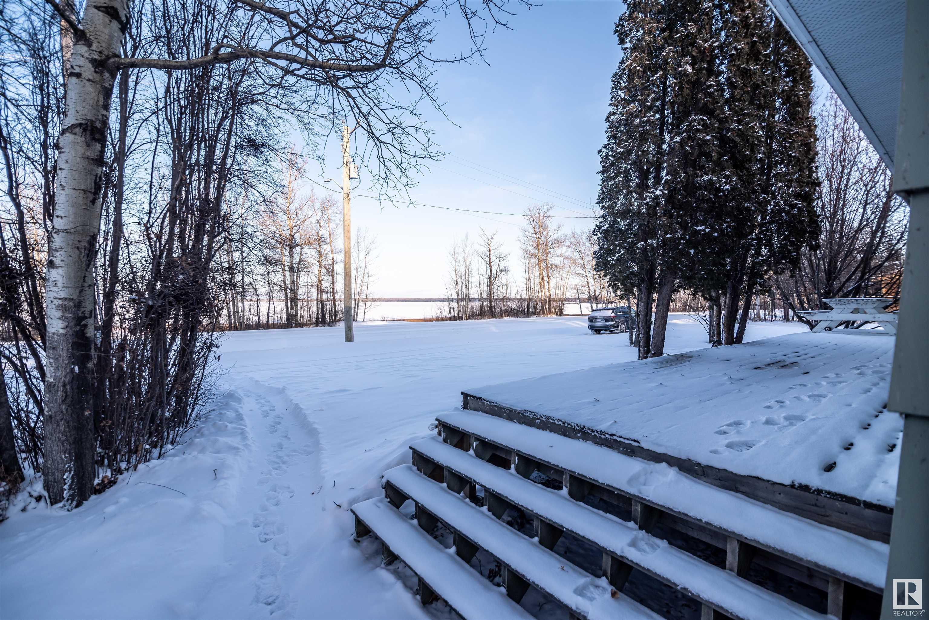      5415 Sunset DR , Rural Lac Ste. Anne County,  ,T0E 0A0 ;  Listing Number: MLS E4420024