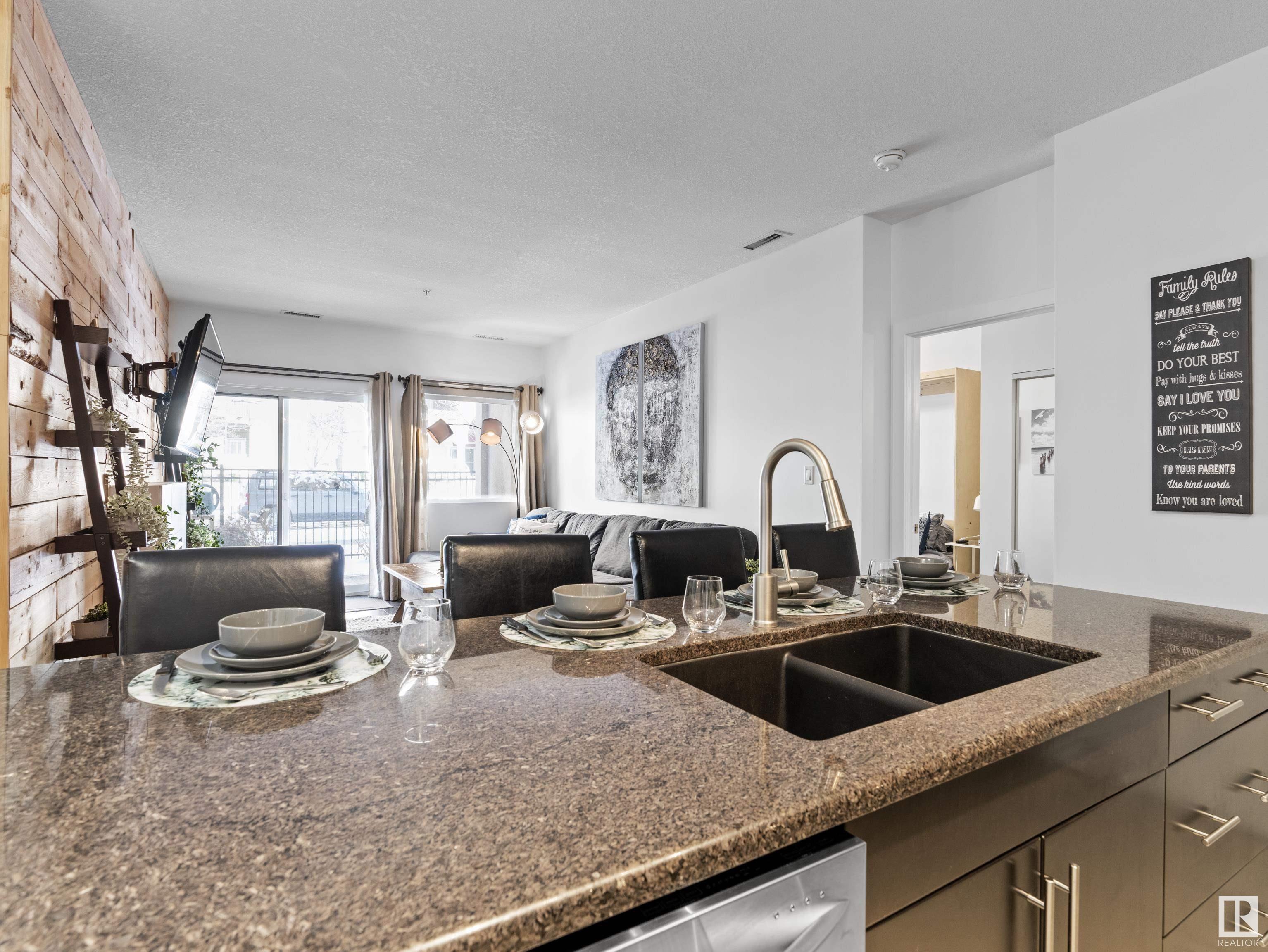      #109 11203 103A AV NW , Edmonton,  ,T5K 2E4 ;  Listing Number: MLS E4420025