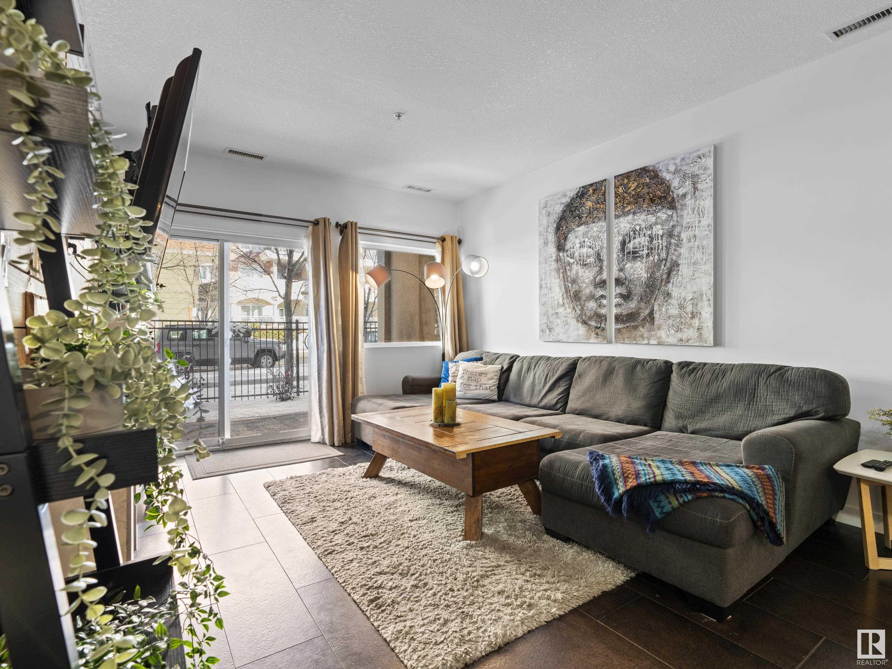      #109 11203 103A AV NW , Edmonton,  ,T5K 2E4 ;  Listing Number: MLS E4420025
