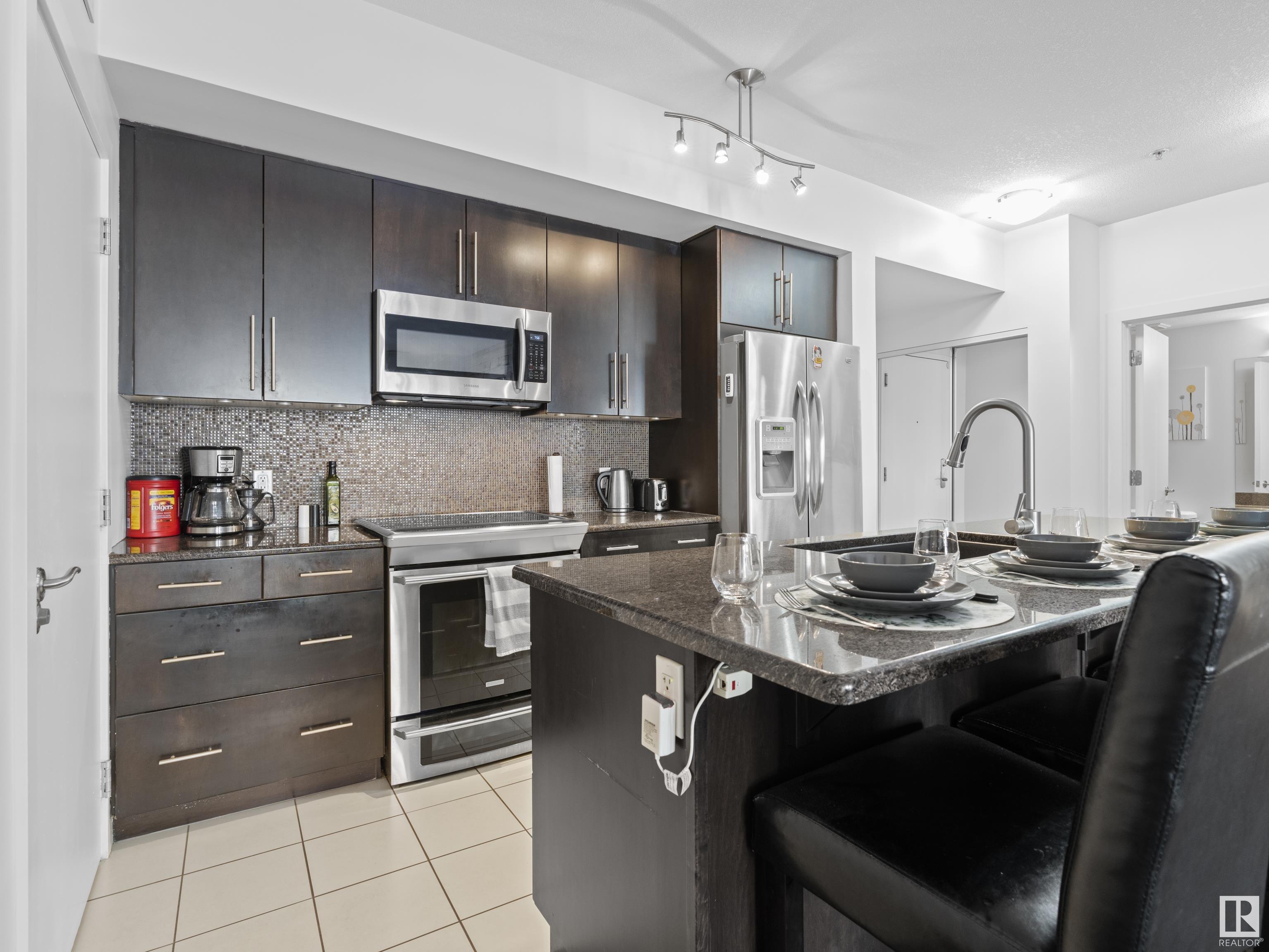     #109 11203 103A AV NW , Edmonton,  ,T5K 2E4 ;  Listing Number: MLS E4420025
