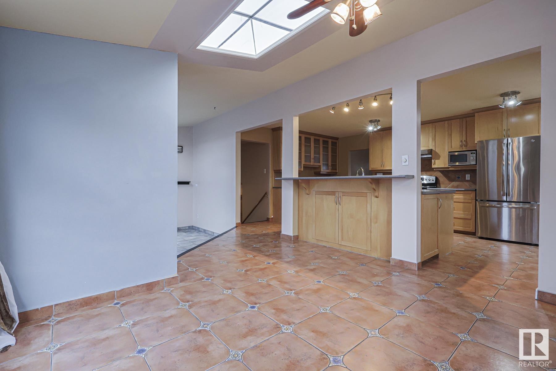      72 GLADSTONE CR , St. Albert,  ,T8N 0W7 ;  Listing Number: MLS E4420028