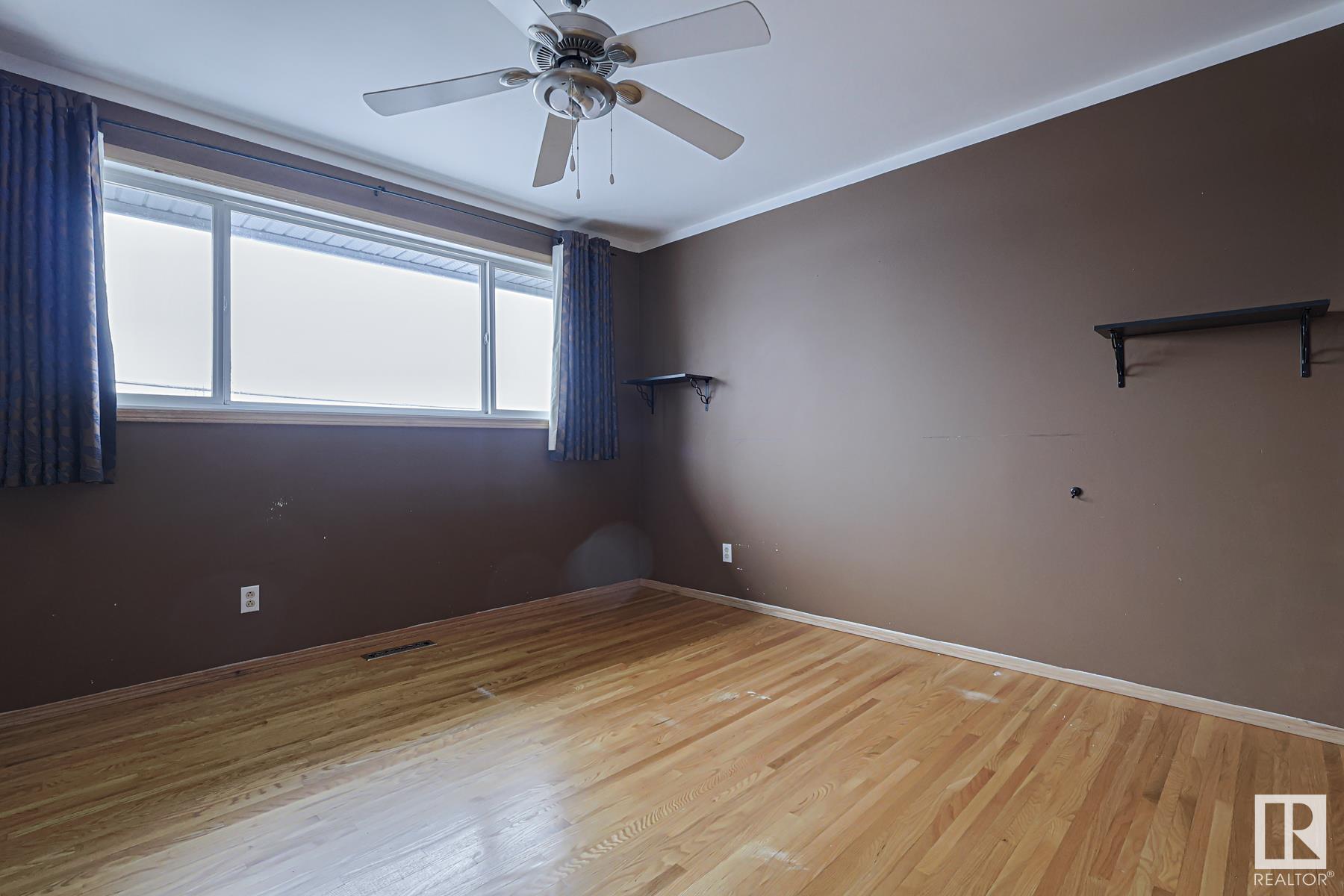      72 GLADSTONE CR , St. Albert,  ,T8N 0W7 ;  Listing Number: MLS E4420028