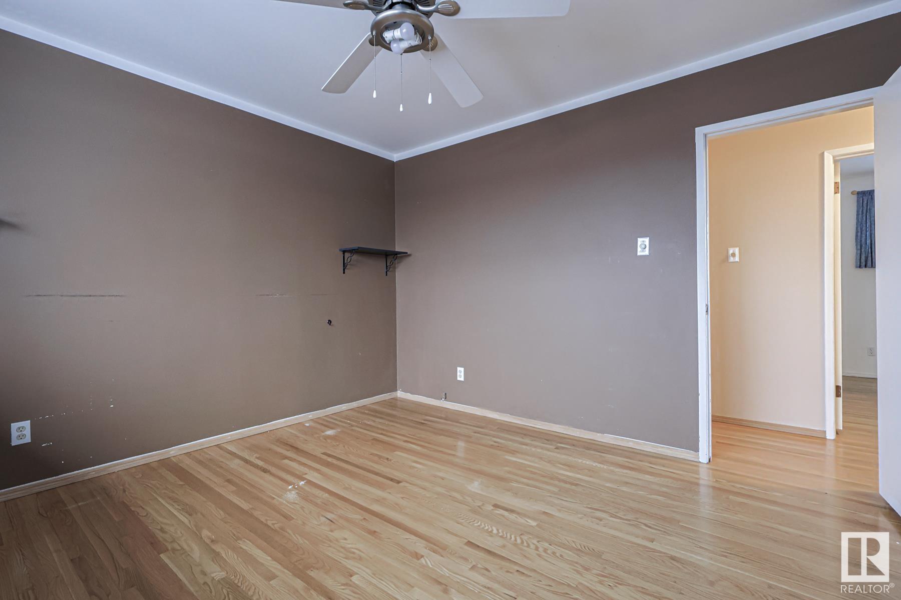      72 GLADSTONE CR , St. Albert,  ,T8N 0W7 ;  Listing Number: MLS E4420028