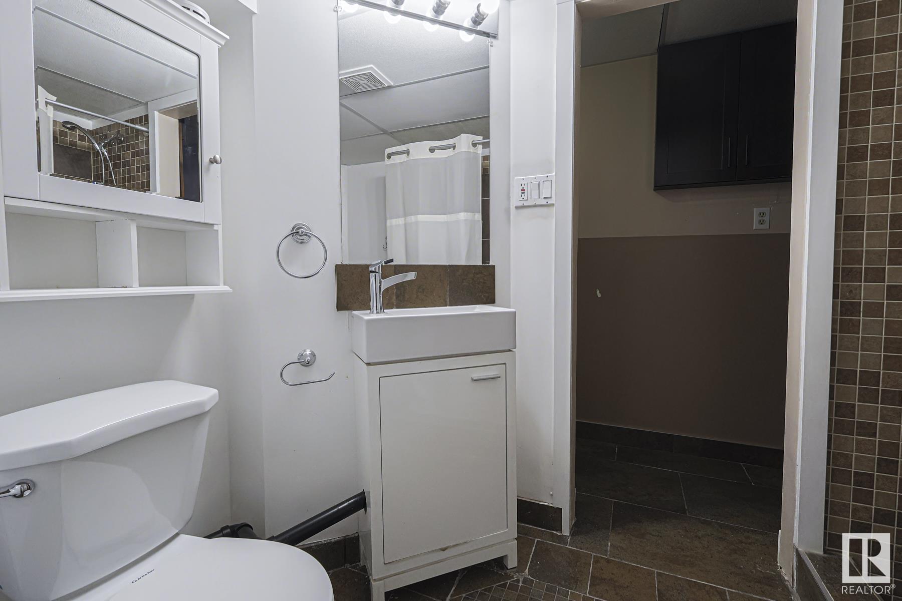      72 GLADSTONE CR , St. Albert,  ,T8N 0W7 ;  Listing Number: MLS E4420028