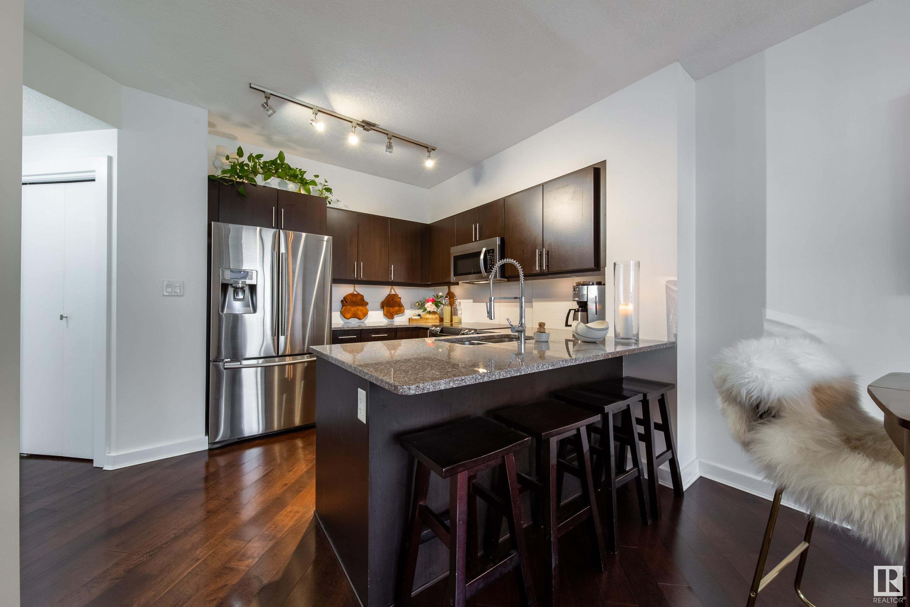      #1504 10152 104 ST NW NW , Edmonton,  ,T5J 0B6 ;  Listing Number: MLS E4420031