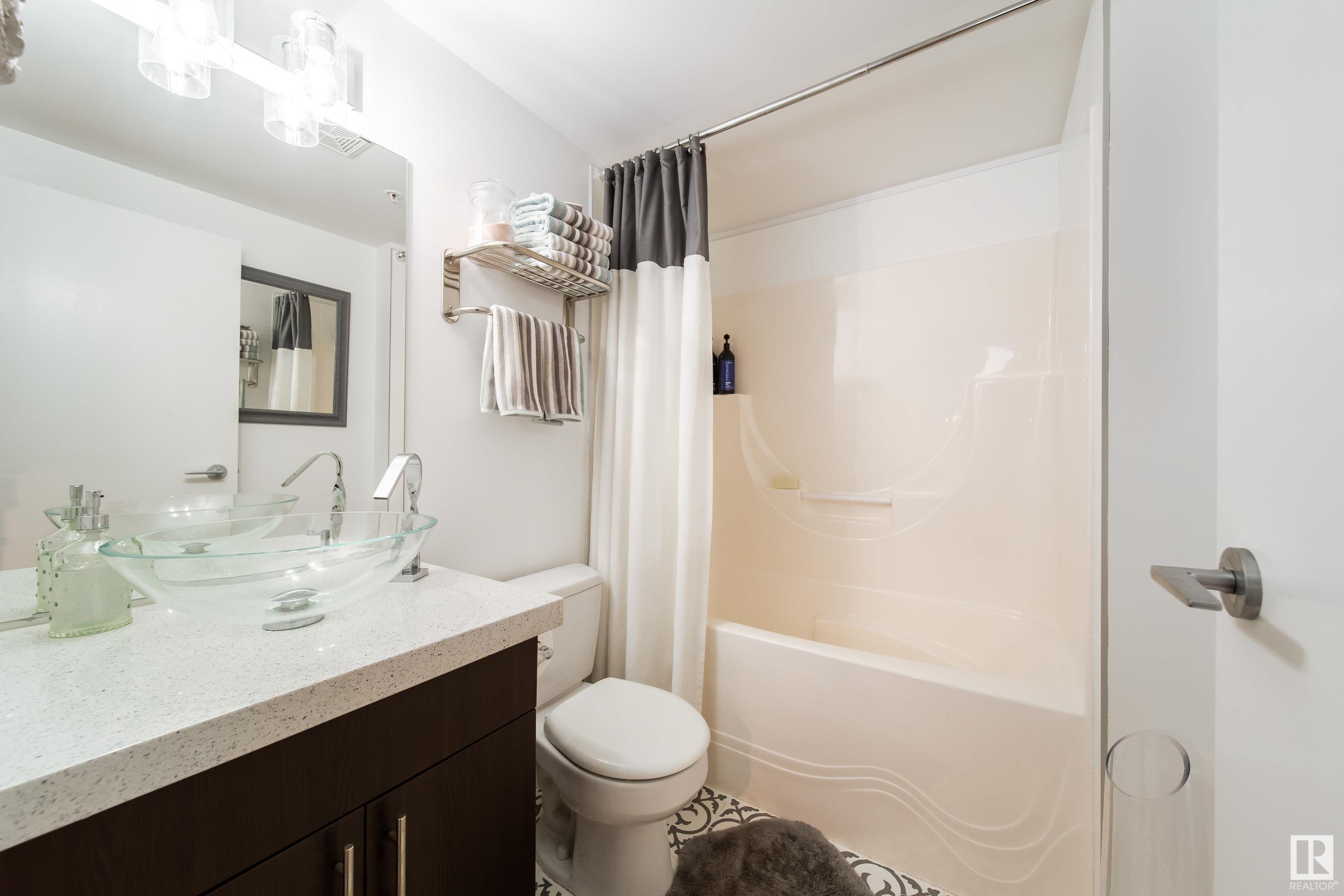      #1504 10152 104 ST NW NW , Edmonton,  ,T5J 0B6 ;  Listing Number: MLS E4420031