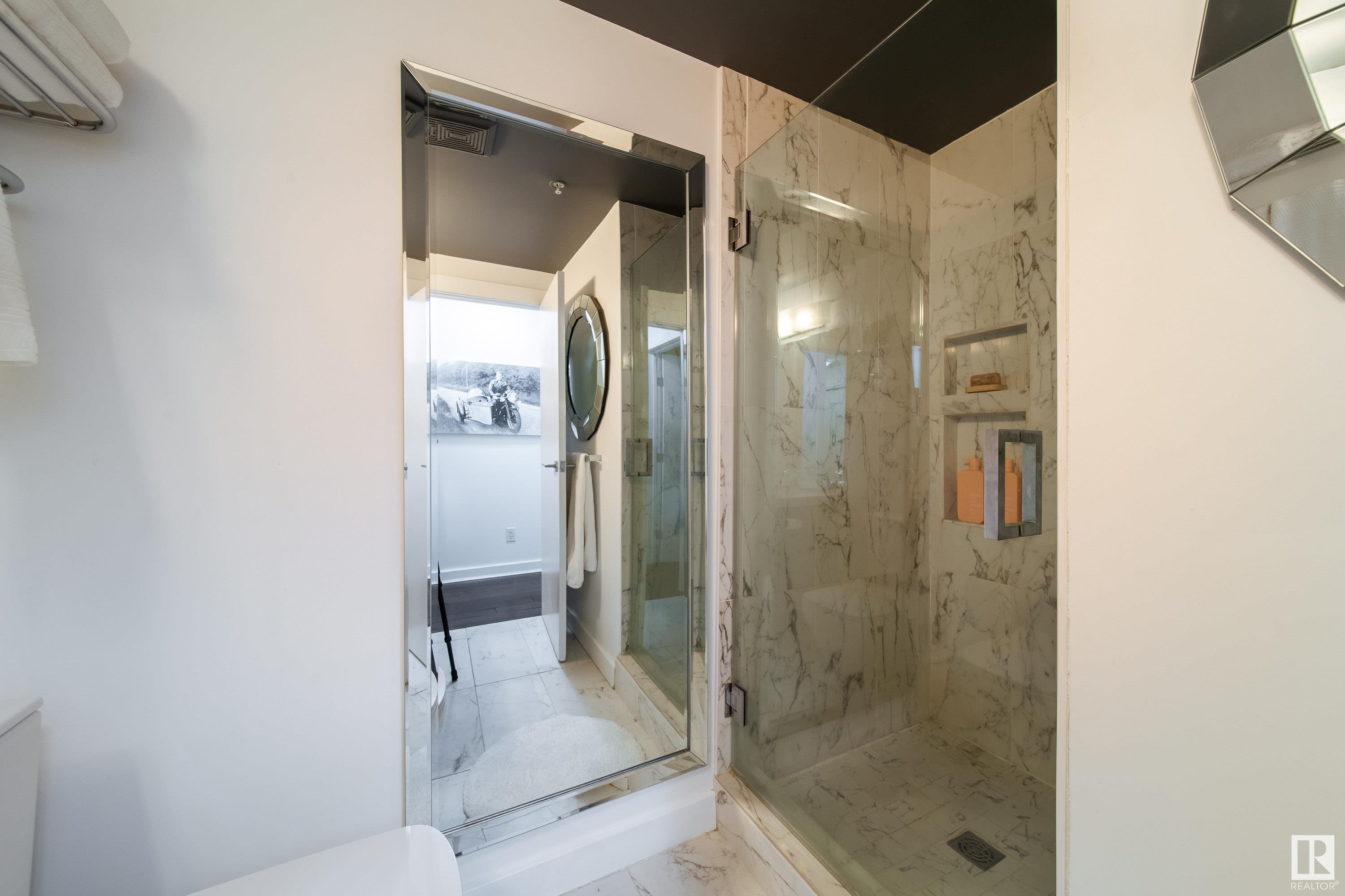      #1504 10152 104 ST NW NW , Edmonton,  ,T5J 0B6 ;  Listing Number: MLS E4420031