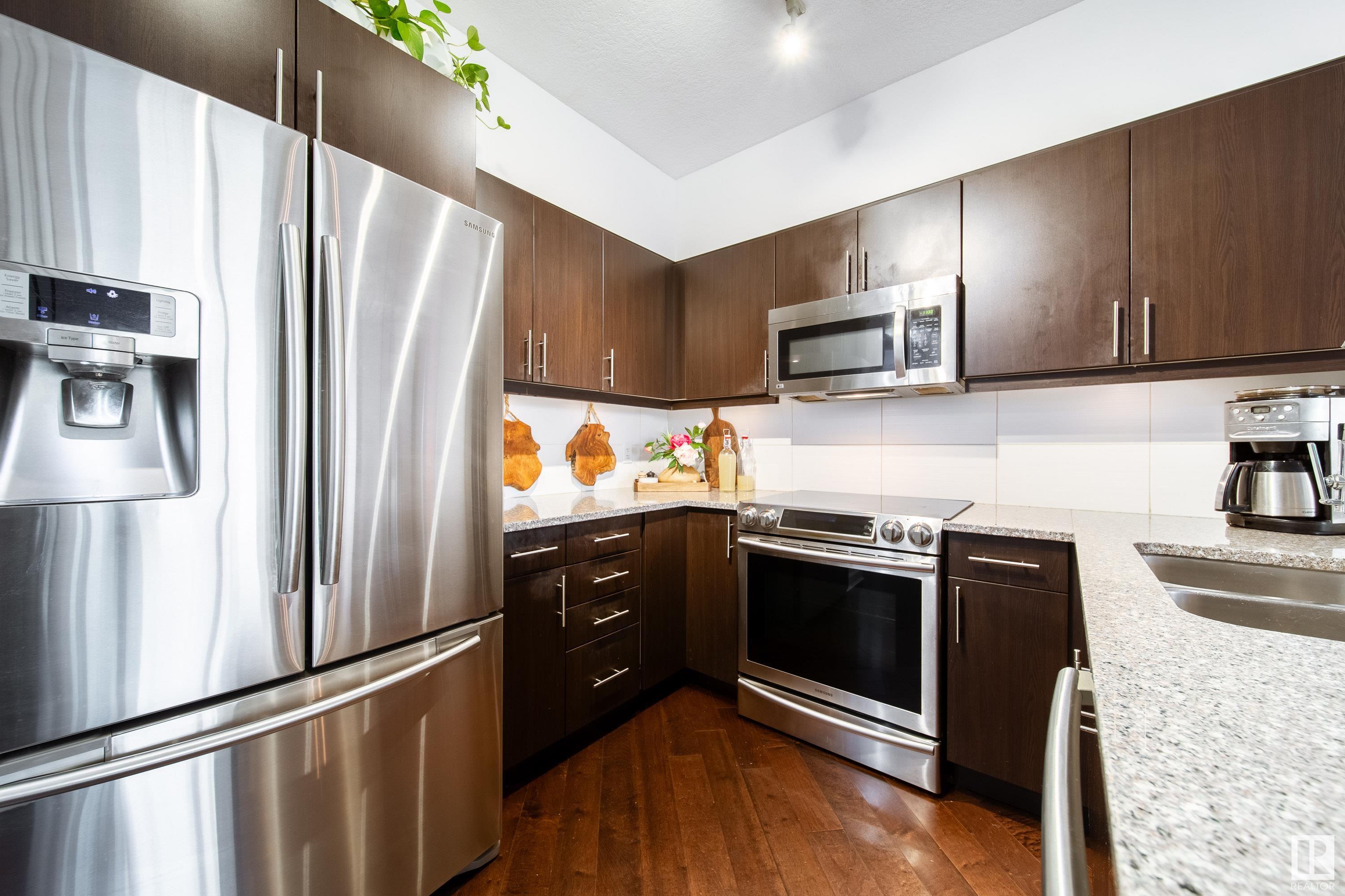      #1504 10152 104 ST NW NW , Edmonton,  ,T5J 0B6 ;  Listing Number: MLS E4420031