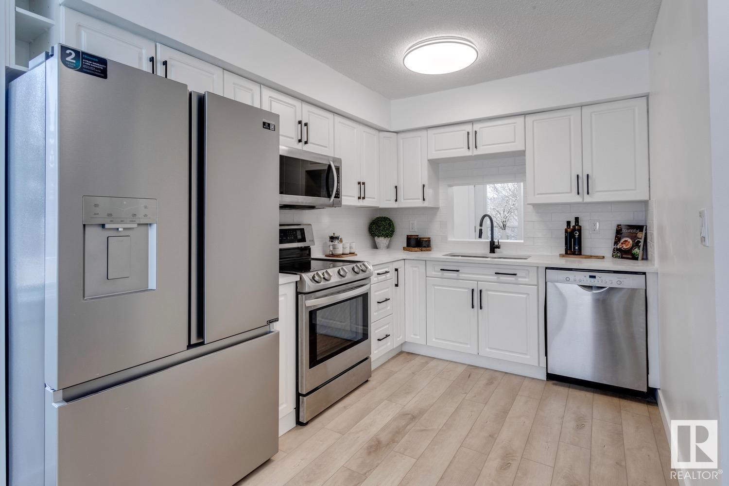      259 GRANDIN VG , St. Albert,  ,T5N 2J3 ;  Listing Number: MLS E4420032