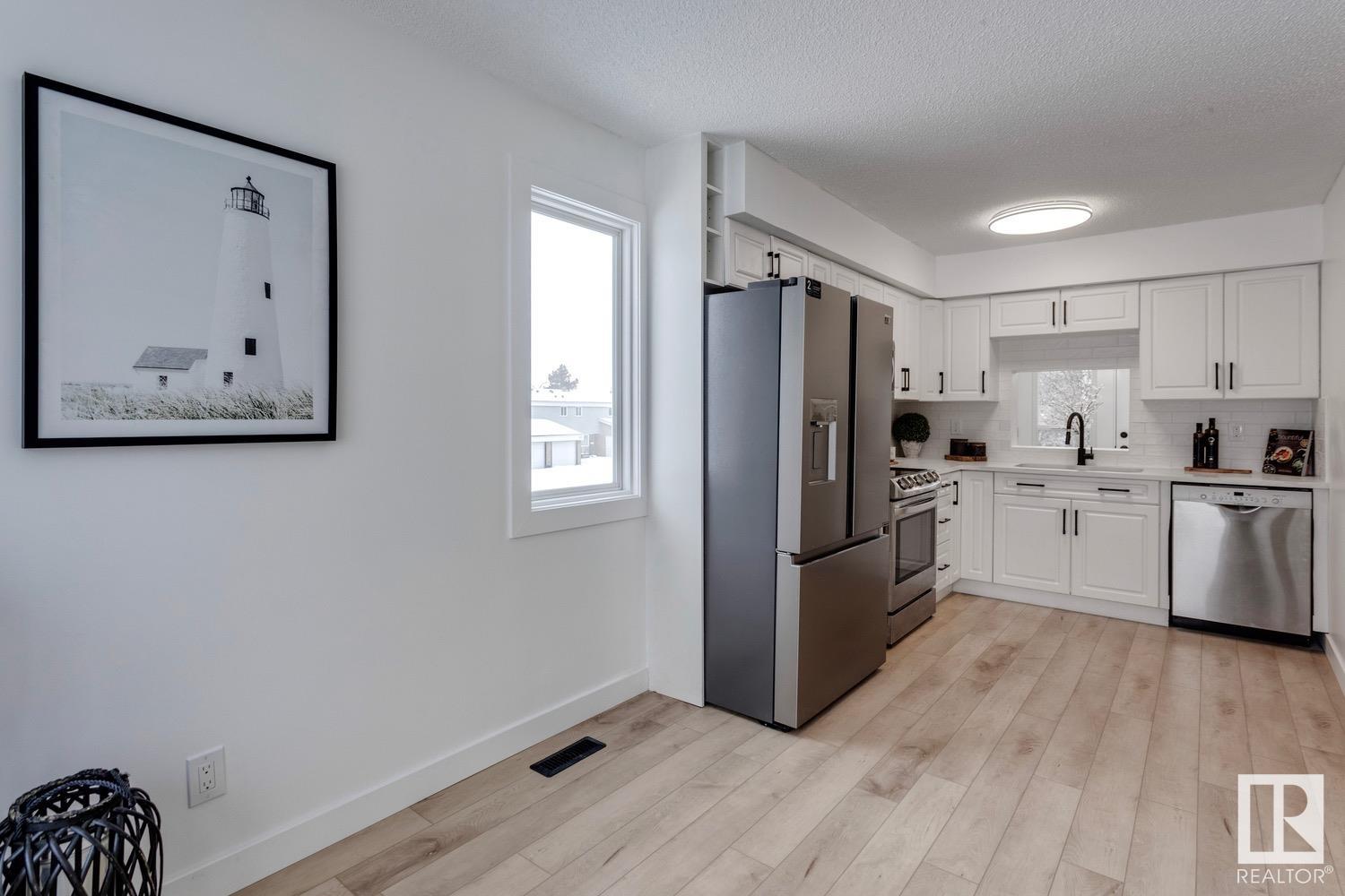      259 GRANDIN VG , St. Albert,  ,T5N 2J3 ;  Listing Number: MLS E4420032