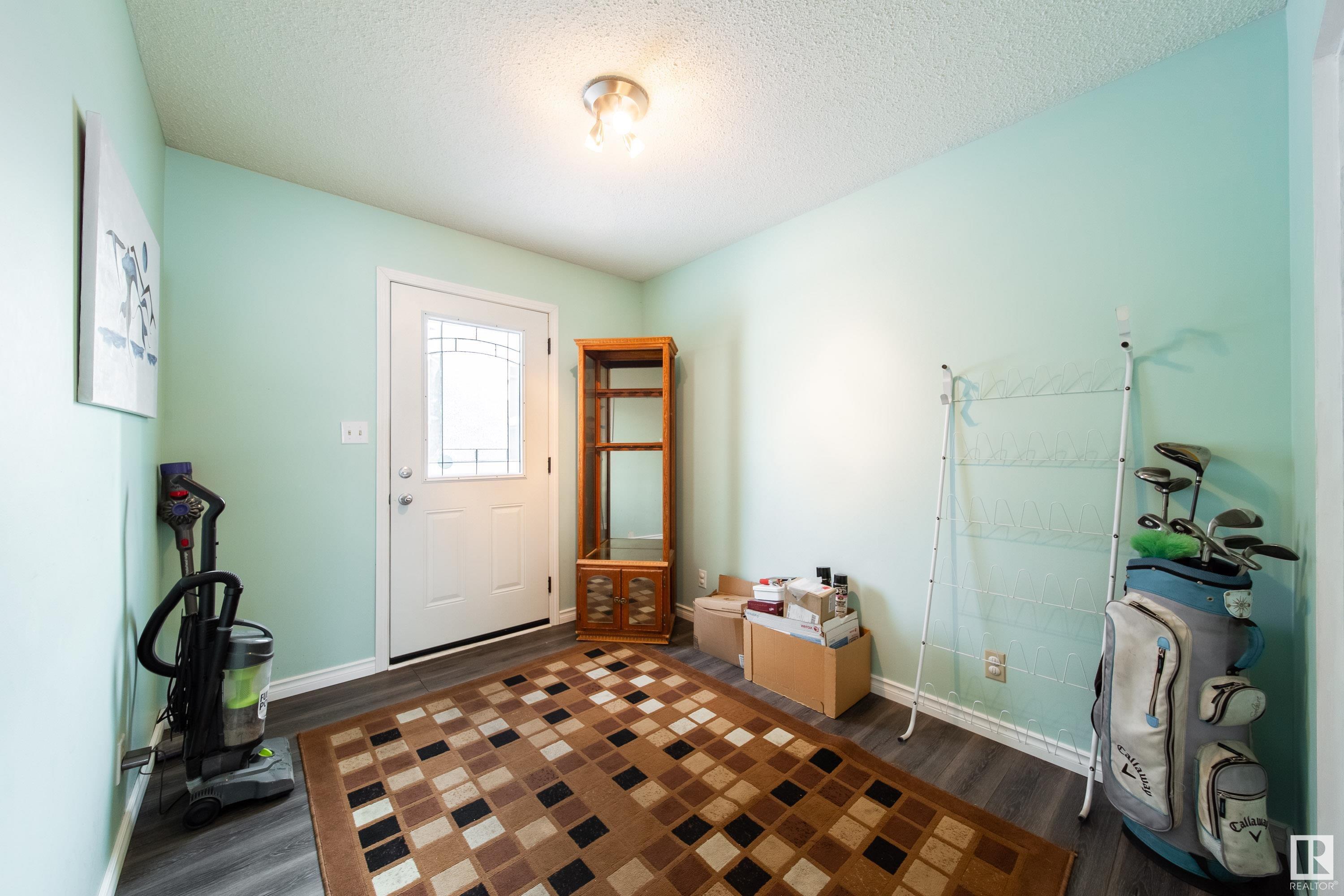      11313 22 AV NW , Edmonton,  ,T6J 4V8 ;  Listing Number: MLS E4420035