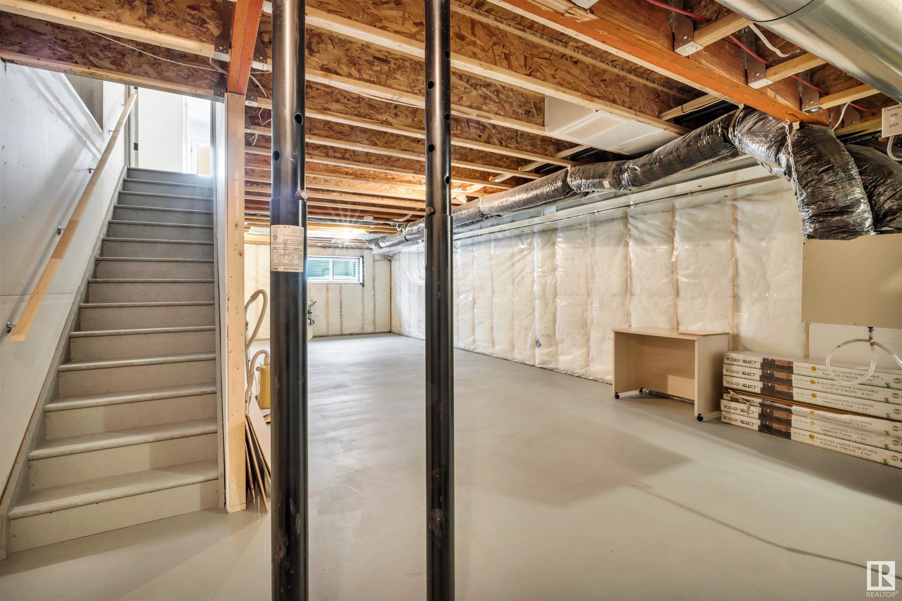      17479 77 ST NW , Edmonton,  ,T5Z 0R4 ;  Listing Number: MLS E4420043