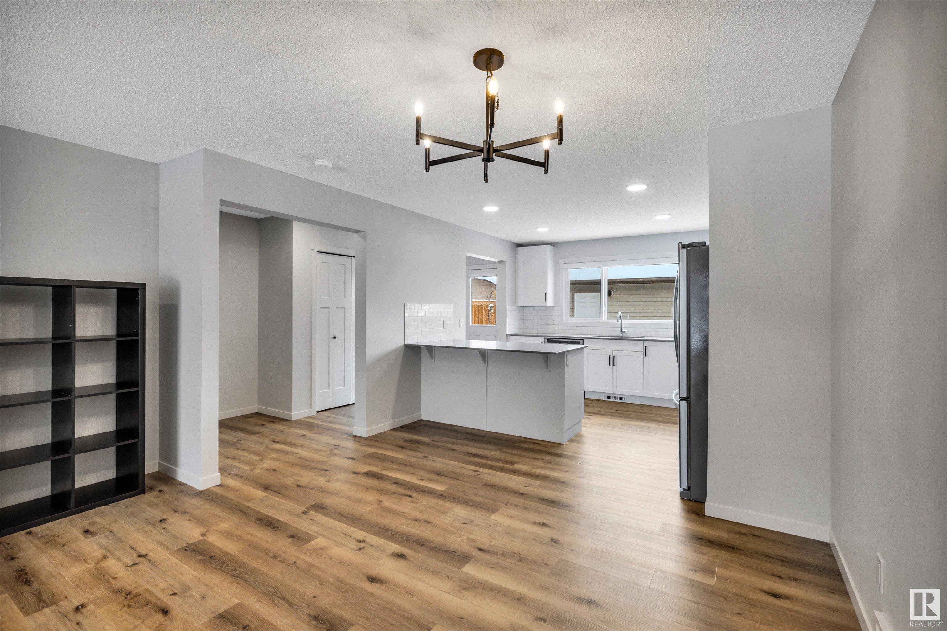      17479 77 ST NW , Edmonton,  ,T5Z 0R4 ;  Listing Number: MLS E4420043