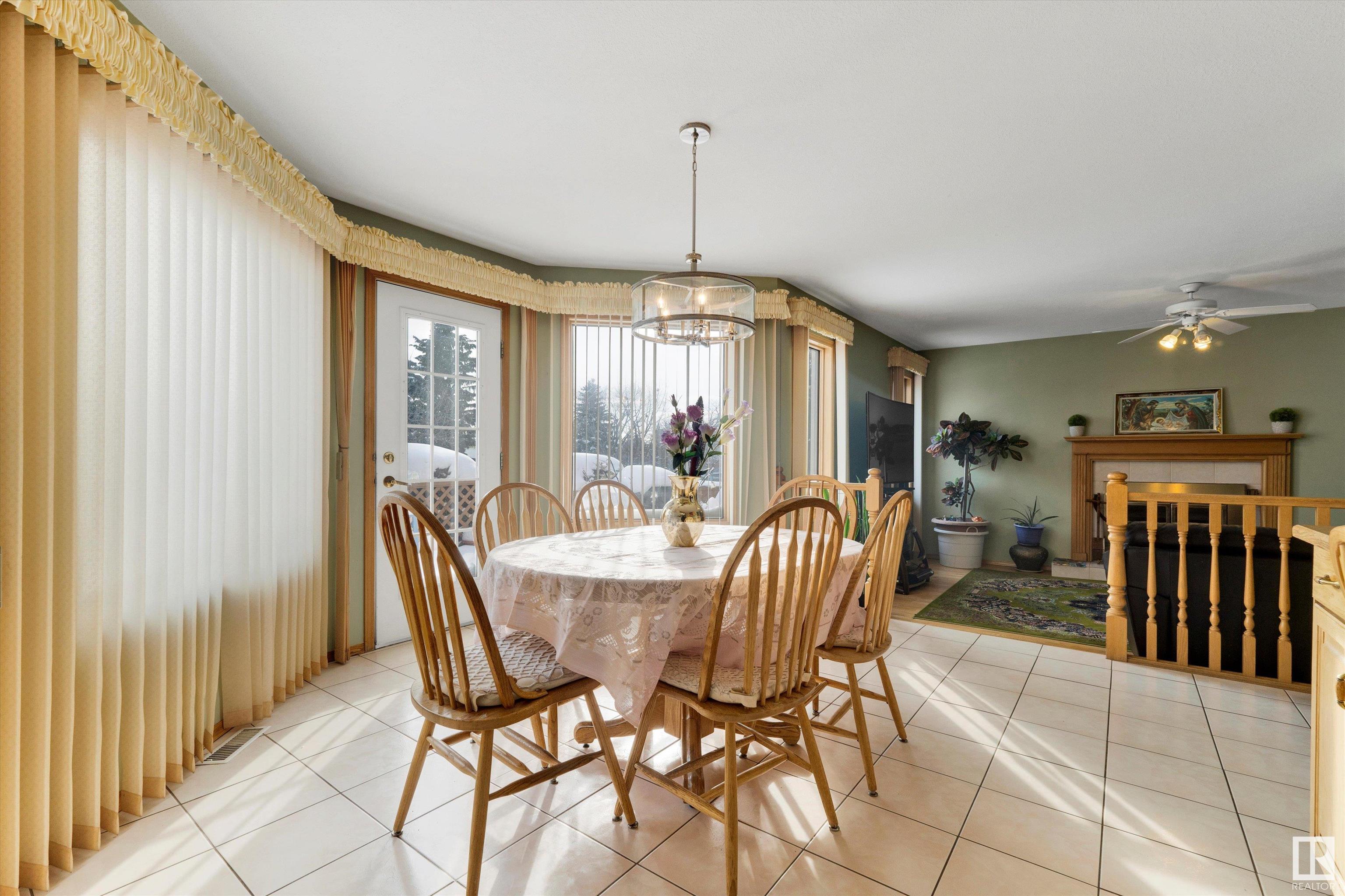      6119 156 AV NW , Edmonton,  ,T5Y 2N1 ;  Listing Number: MLS E4420046