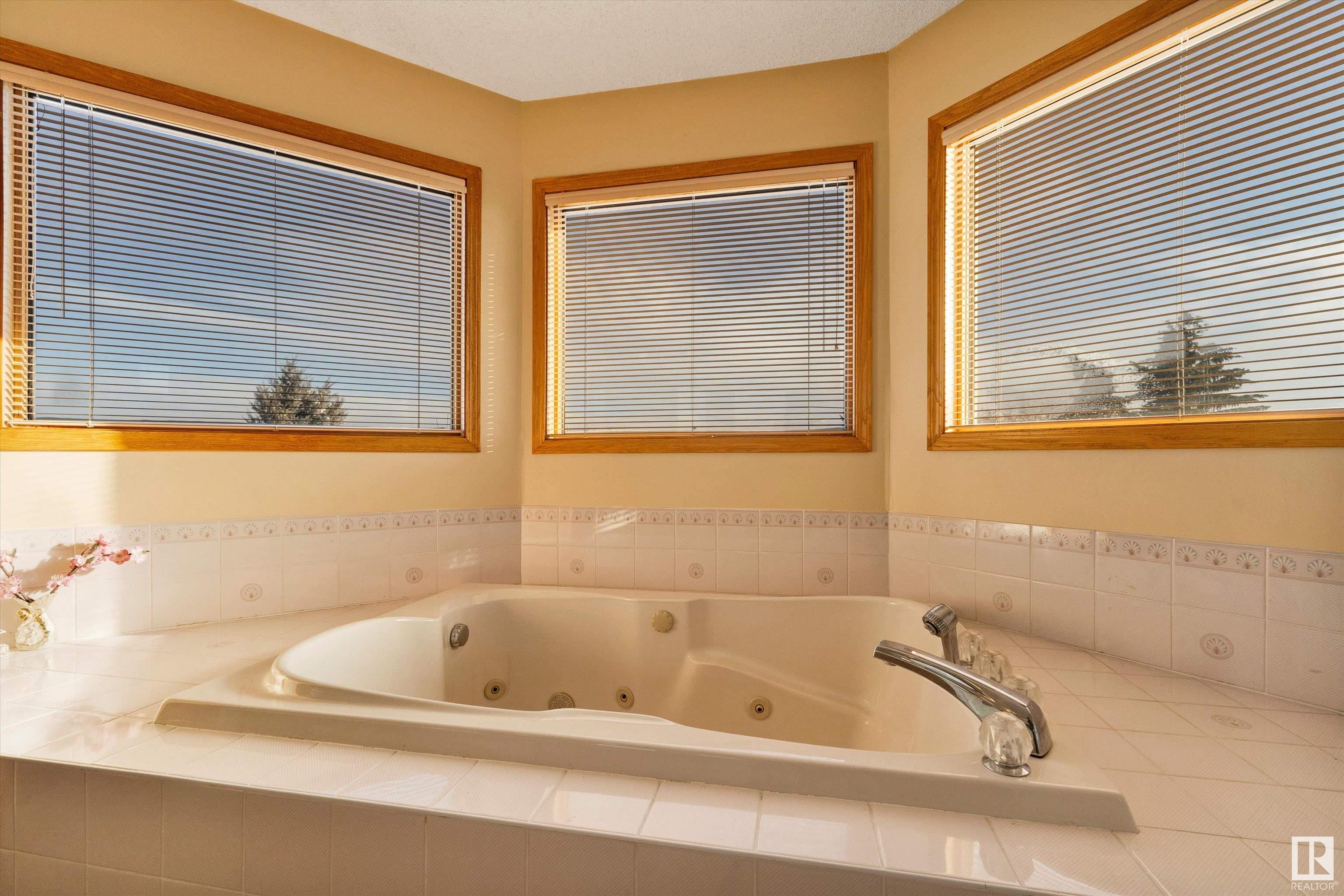      6119 156 AV NW , Edmonton,  ,T5Y 2N1 ;  Listing Number: MLS E4420046