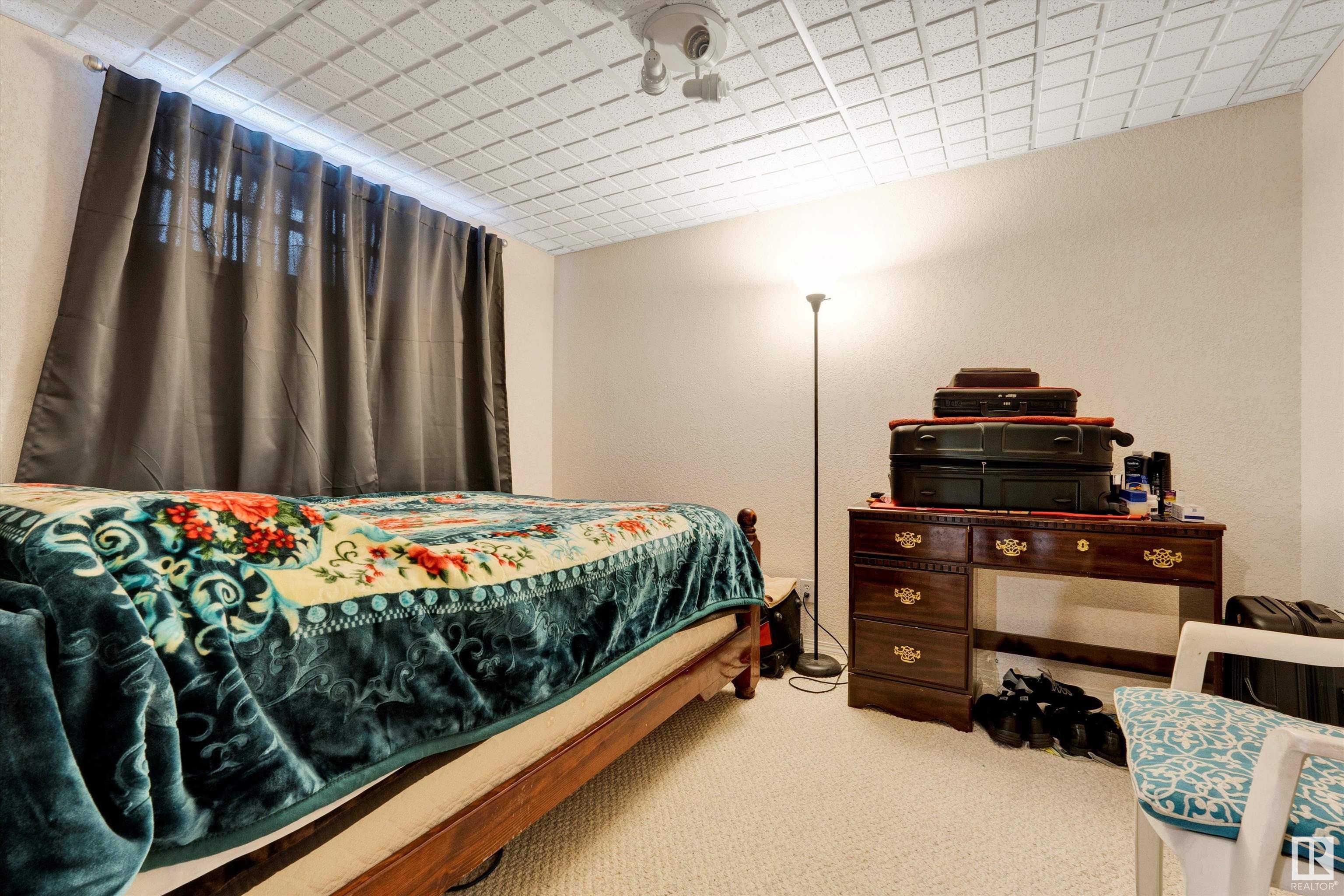     6119 156 AV NW , Edmonton,  ,T5Y 2N1 ;  Listing Number: MLS E4420046