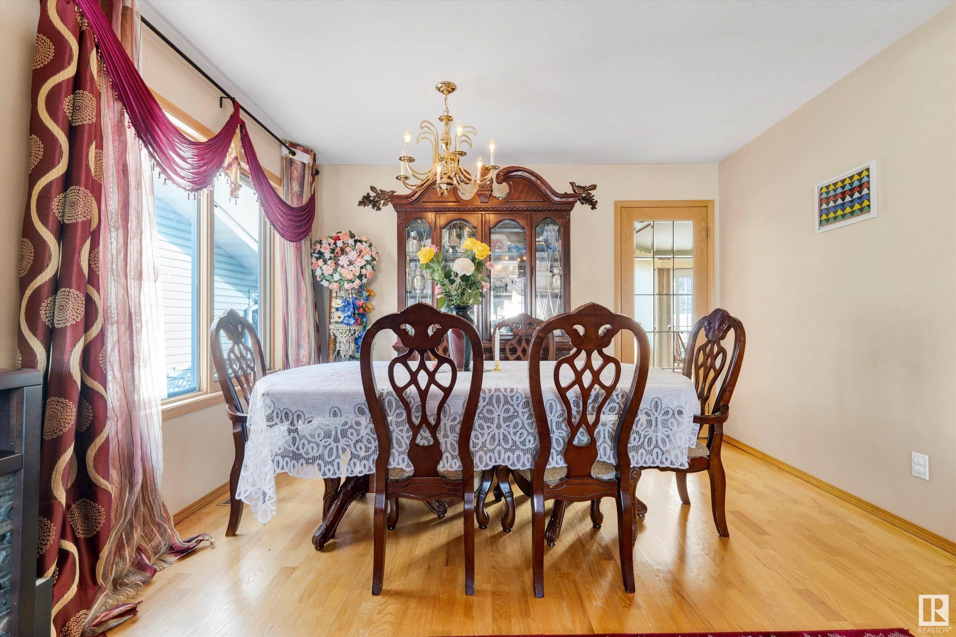      6119 156 AV NW , Edmonton,  ,T5Y 2N1 ;  Listing Number: MLS E4420046