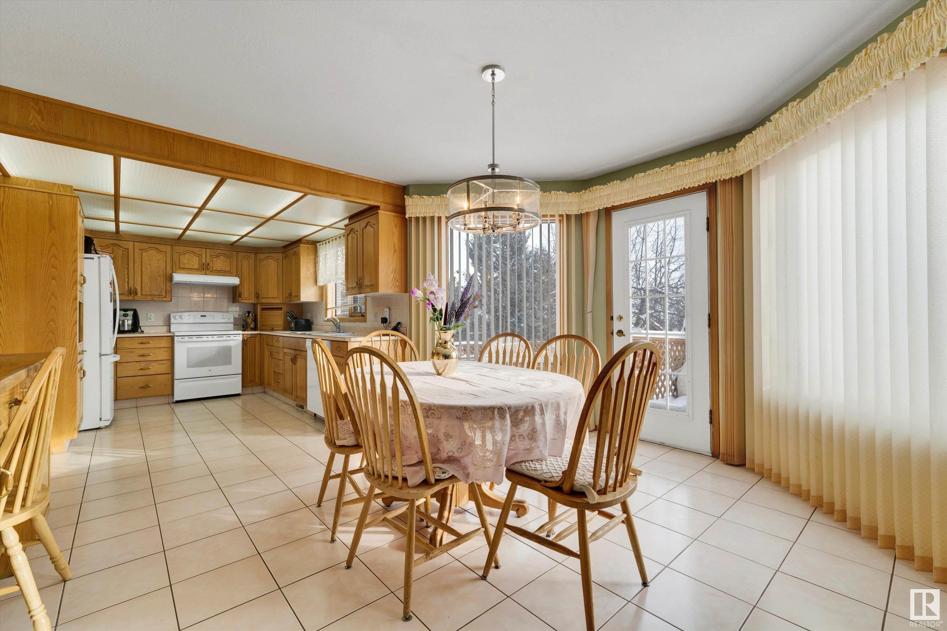      6119 156 AV NW , Edmonton,  ,T5Y 2N1 ;  Listing Number: MLS E4420046
