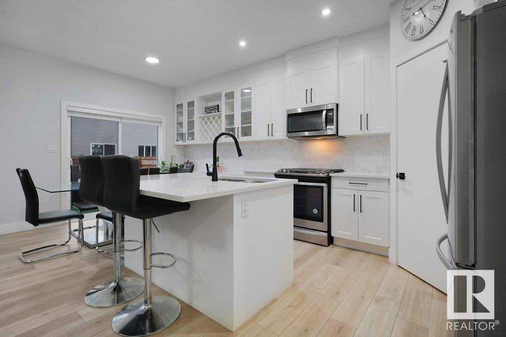      19740 28 AV NW , Edmonton,  ,T6M 1M1 ;  Listing Number: MLS E4420048