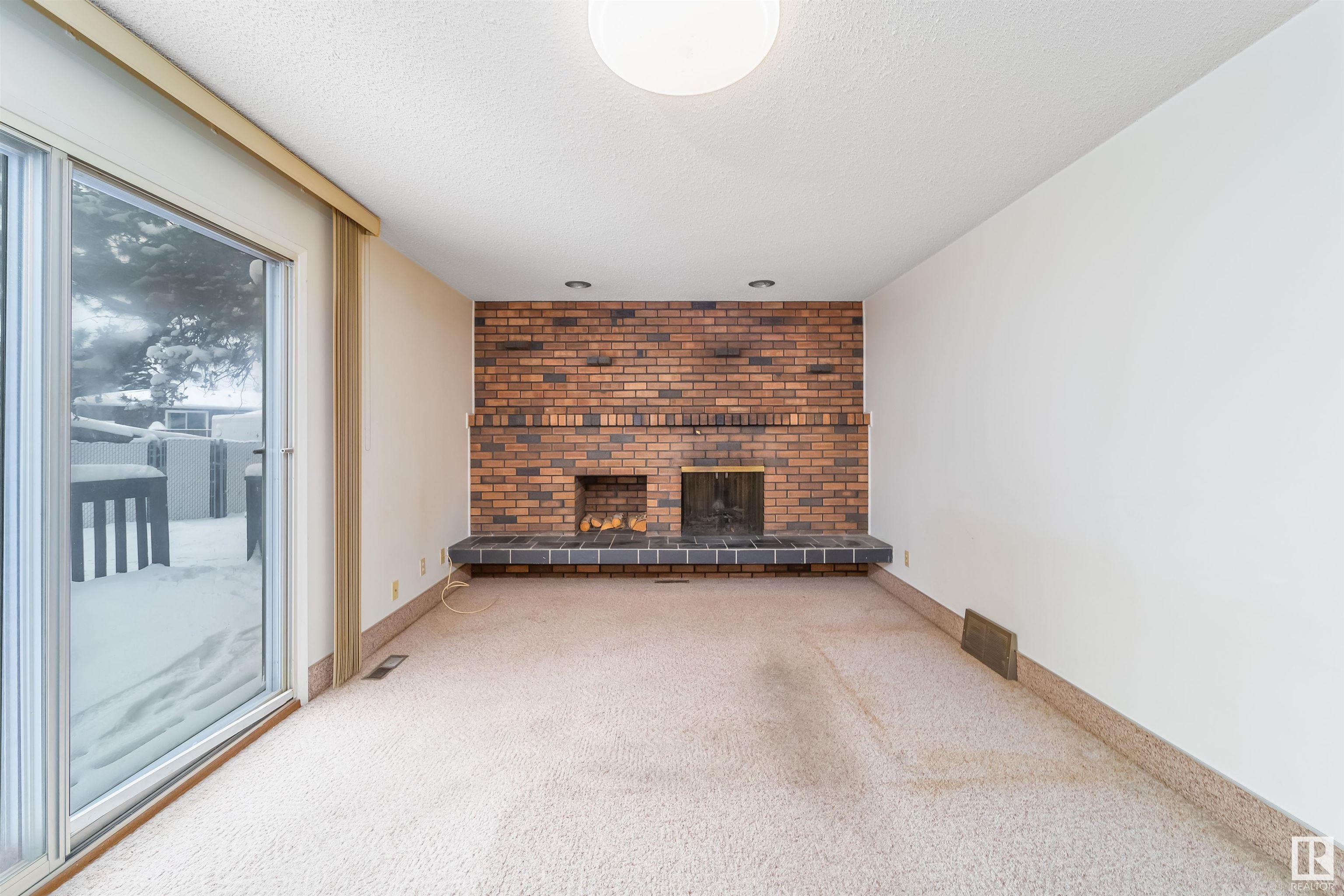      2011 89 ST NW , Edmonton,  ,T6K 2A2 ;  Listing Number: MLS E4420050
