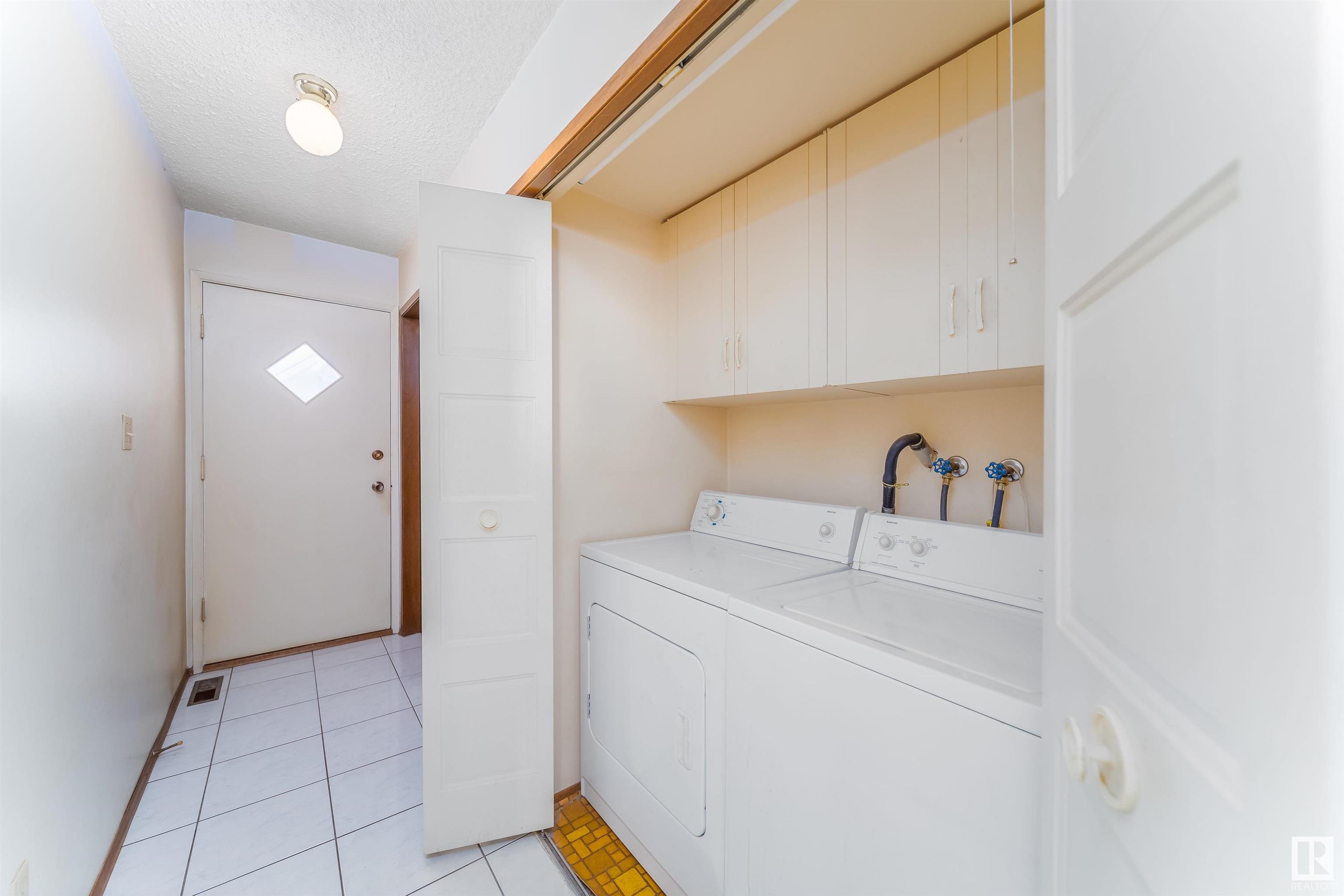      2011 89 ST NW , Edmonton,  ,T6K 2A2 ;  Listing Number: MLS E4420050