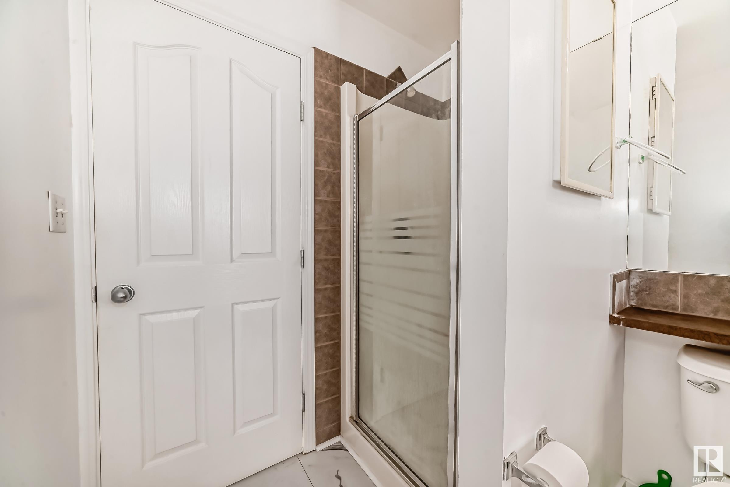      13906 146 AV NW NW , Edmonton,  ,T6V 1X9 ;  Listing Number: MLS E4420054