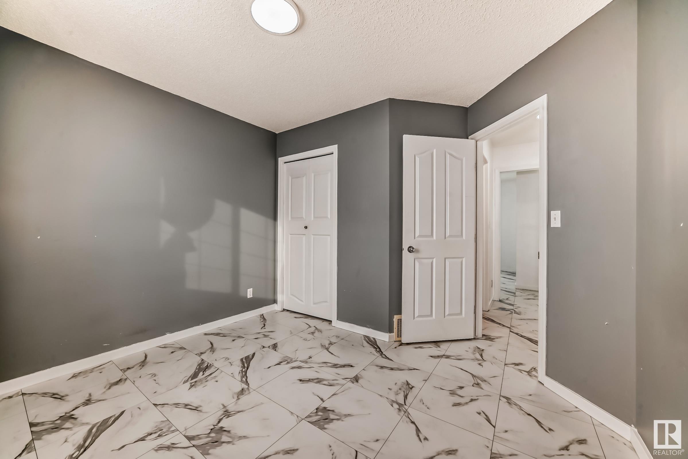     13906 146 AV NW NW , Edmonton,  ,T6V 1X9 ;  Listing Number: MLS E4420054