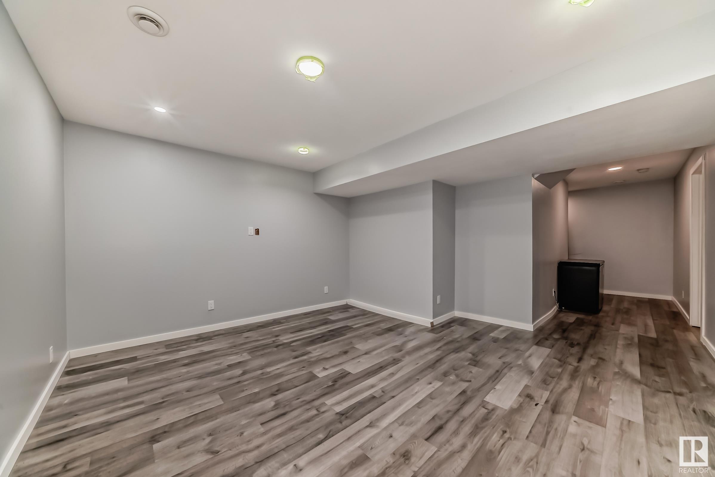      13906 146 AV NW NW , Edmonton,  ,T6V 1X9 ;  Listing Number: MLS E4420054
