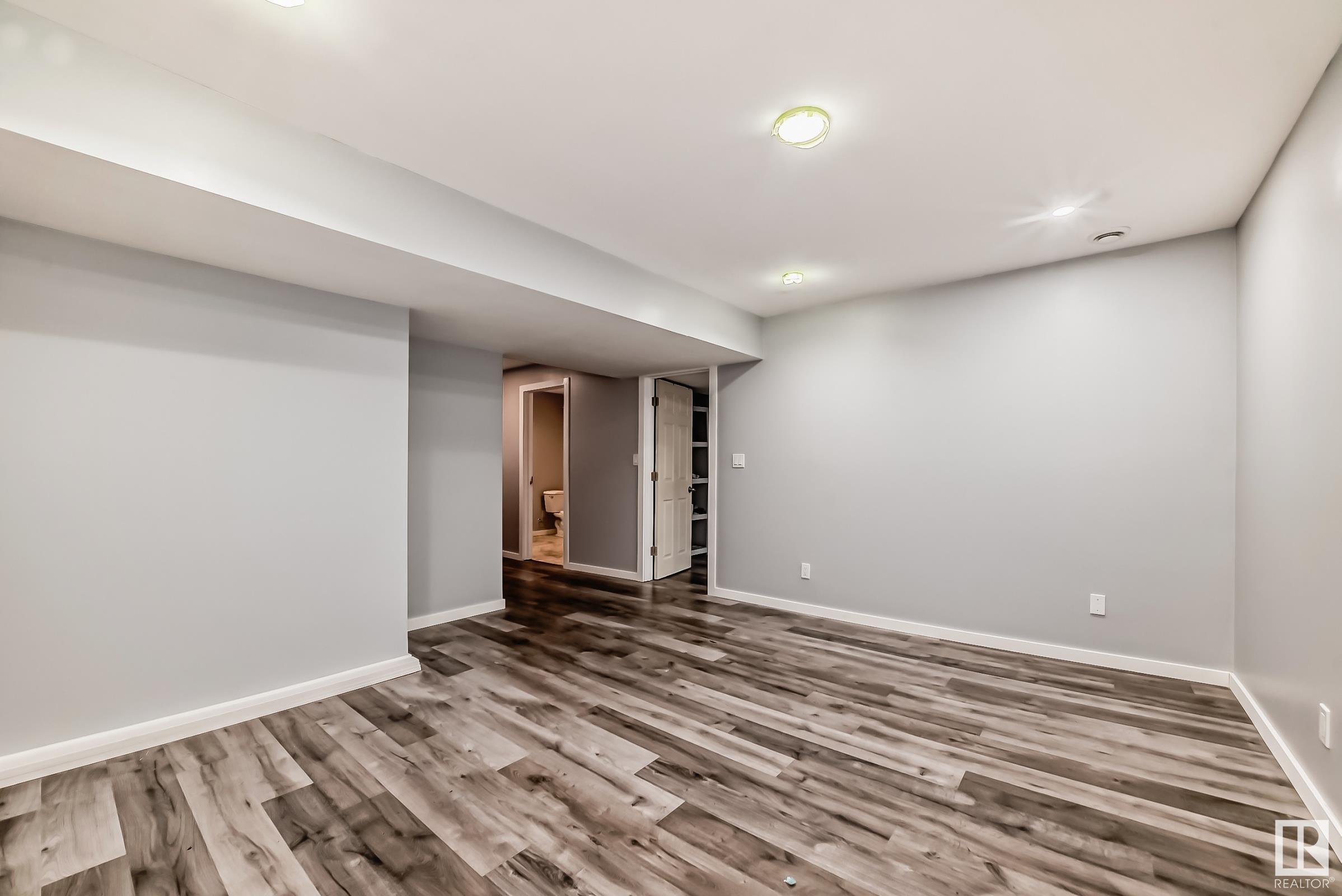      13906 146 AV NW NW , Edmonton,  ,T6V 1X9 ;  Listing Number: MLS E4420054