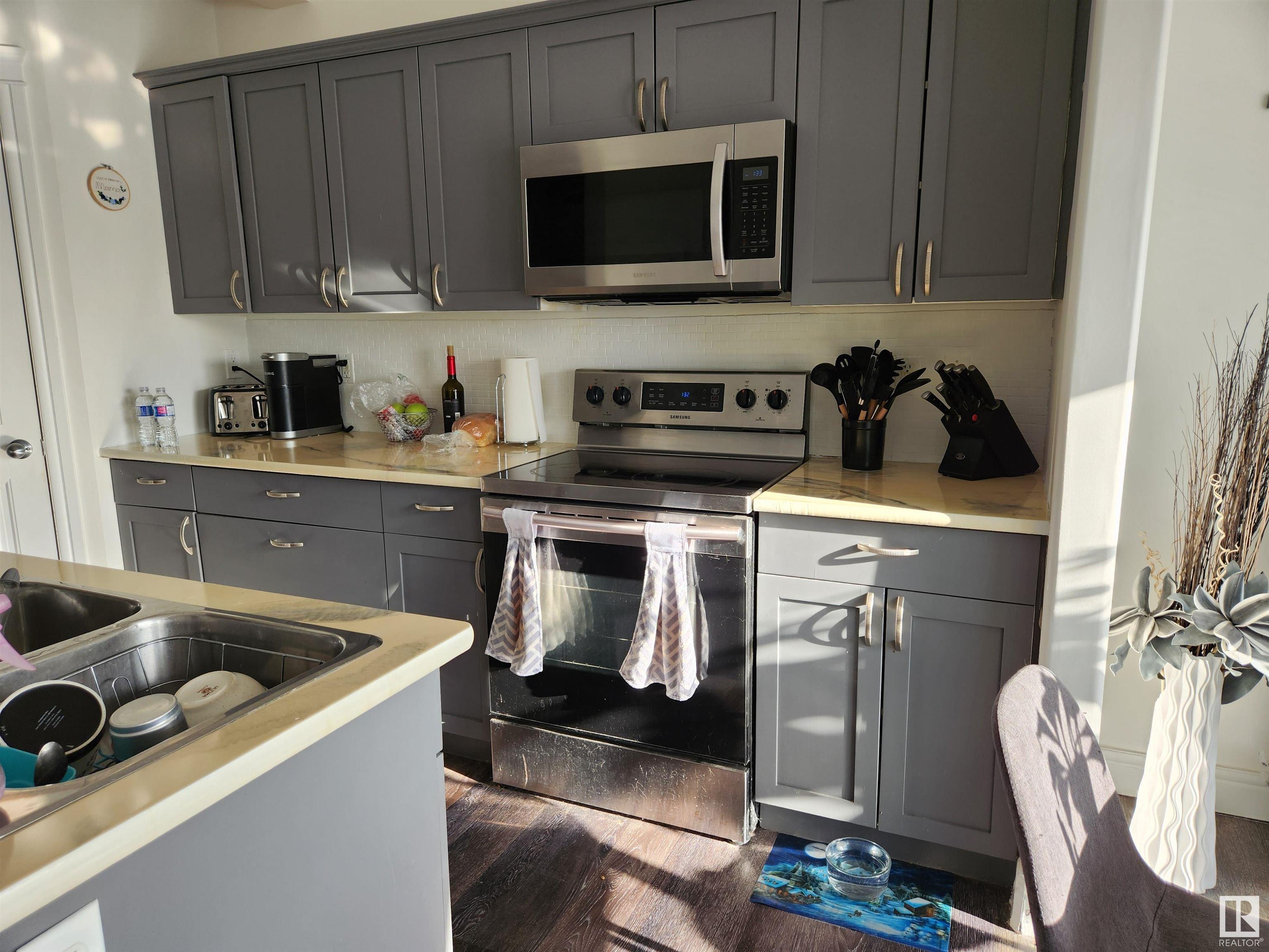      #22 15151 43 ST NW NW , Edmonton,  ,T5Y 0L3 ;  Listing Number: MLS E4420056