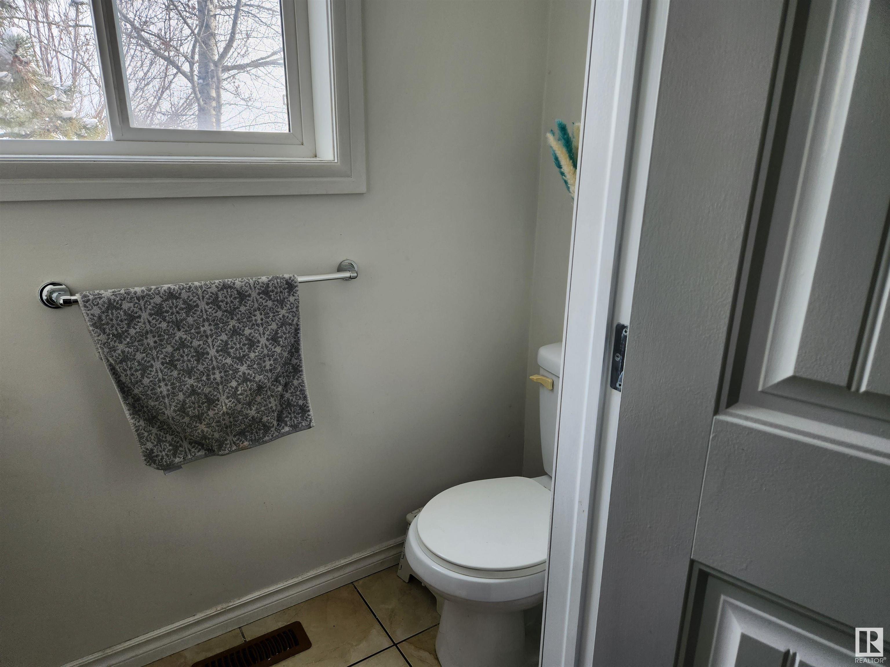      #22 15151 43 ST NW NW , Edmonton,  ,T5Y 0L3 ;  Listing Number: MLS E4420056