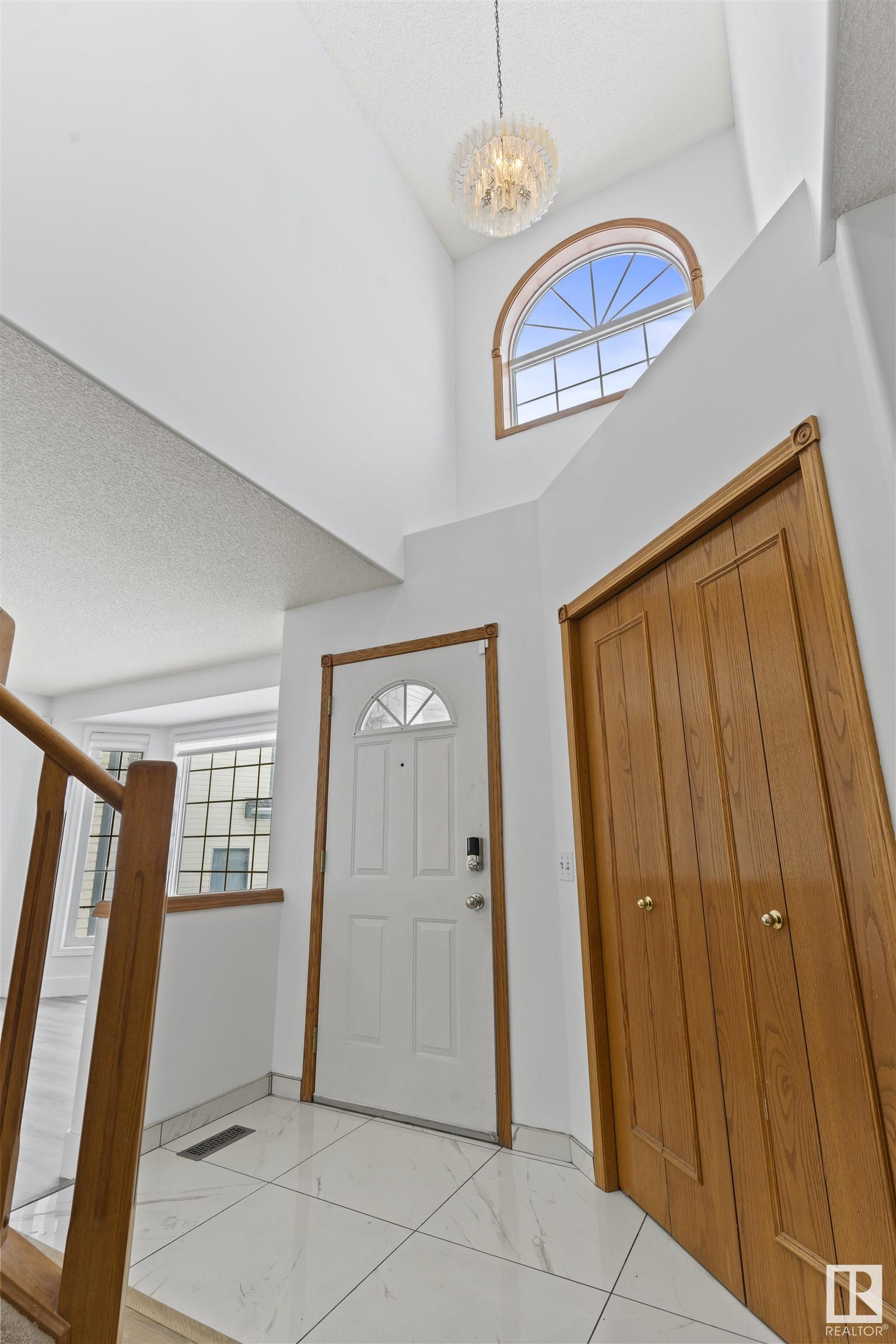      3105 41a Ave NW , Edmonton,  ,T6T 1J4 ;  Listing Number: MLS E4420057