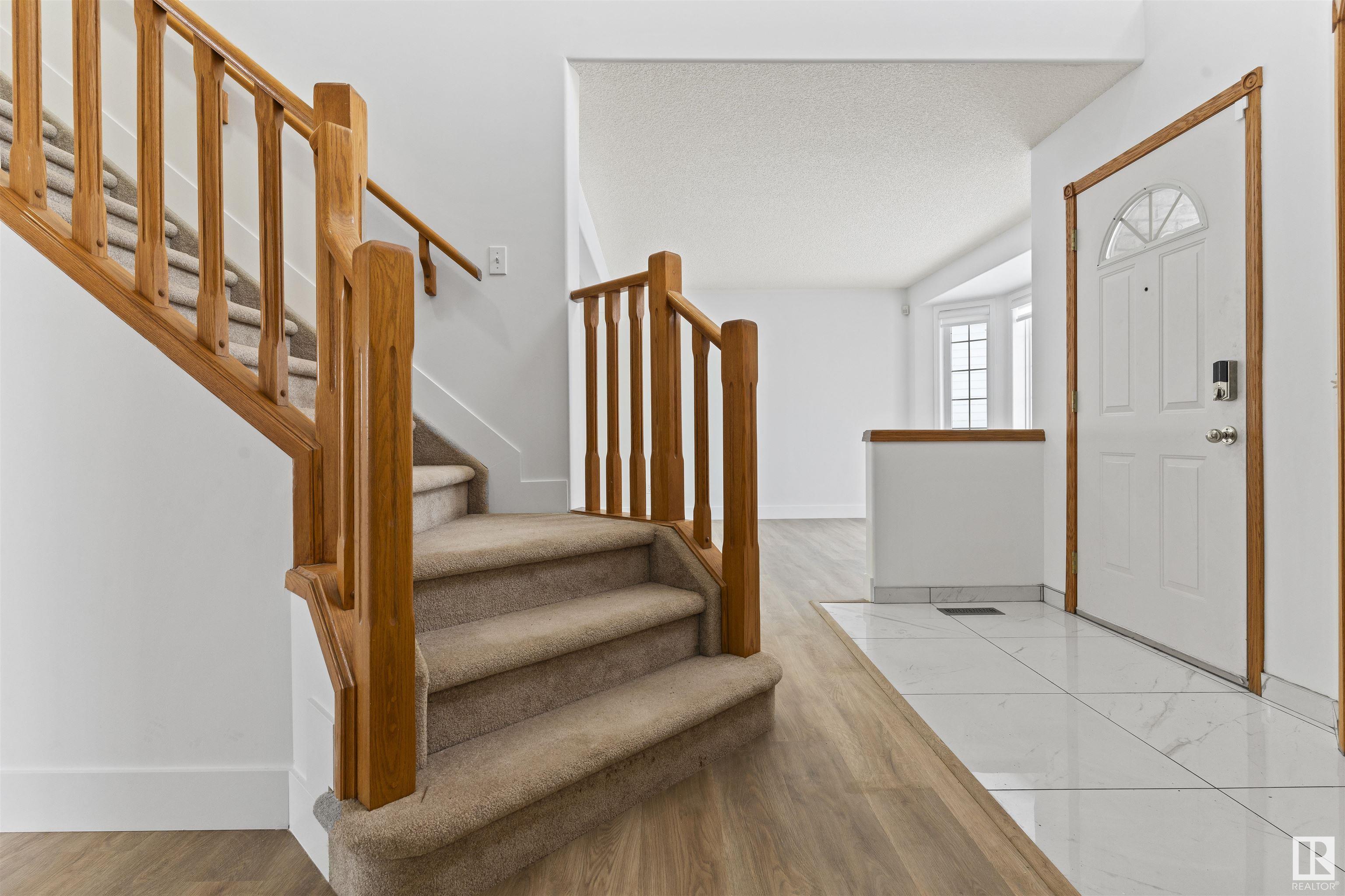      3105 41a Ave NW , Edmonton,  ,T6T 1J4 ;  Listing Number: MLS E4420057