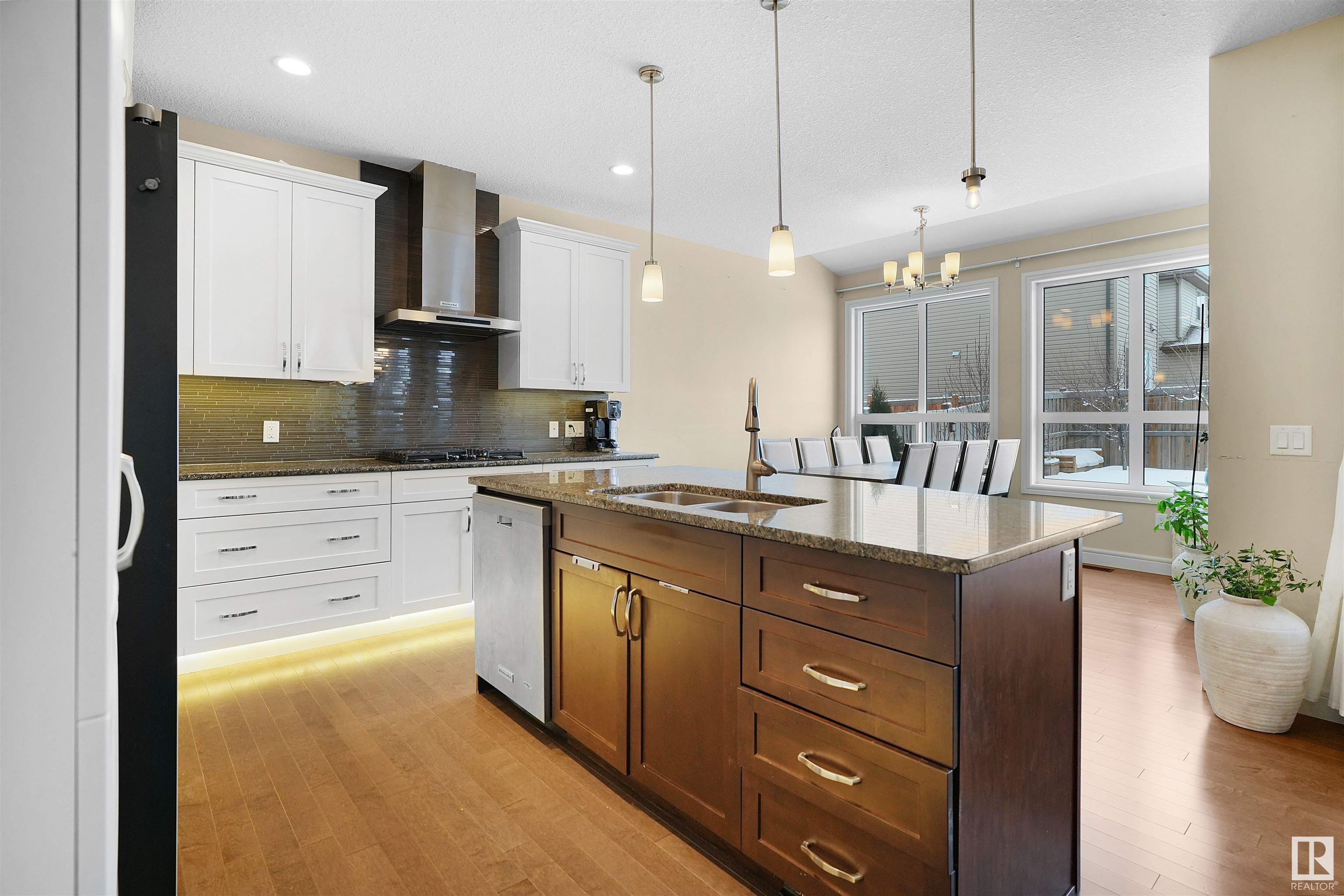      3224 Abott Crescent SW SW , Edmonton,  ,T6W 2V3 ;  Listing Number: MLS E4420059