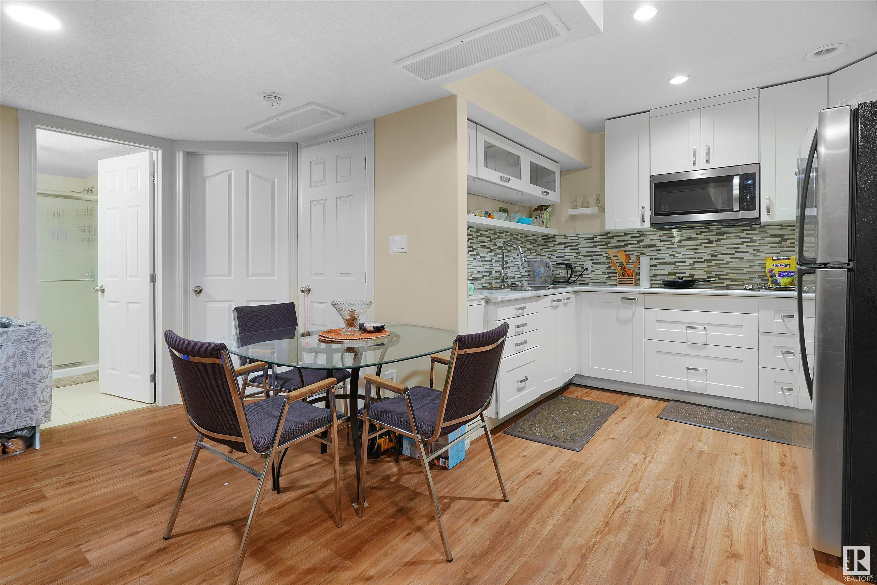      3224 Abott Crescent SW SW , Edmonton,  ,T6W 2V3 ;  Listing Number: MLS E4420059