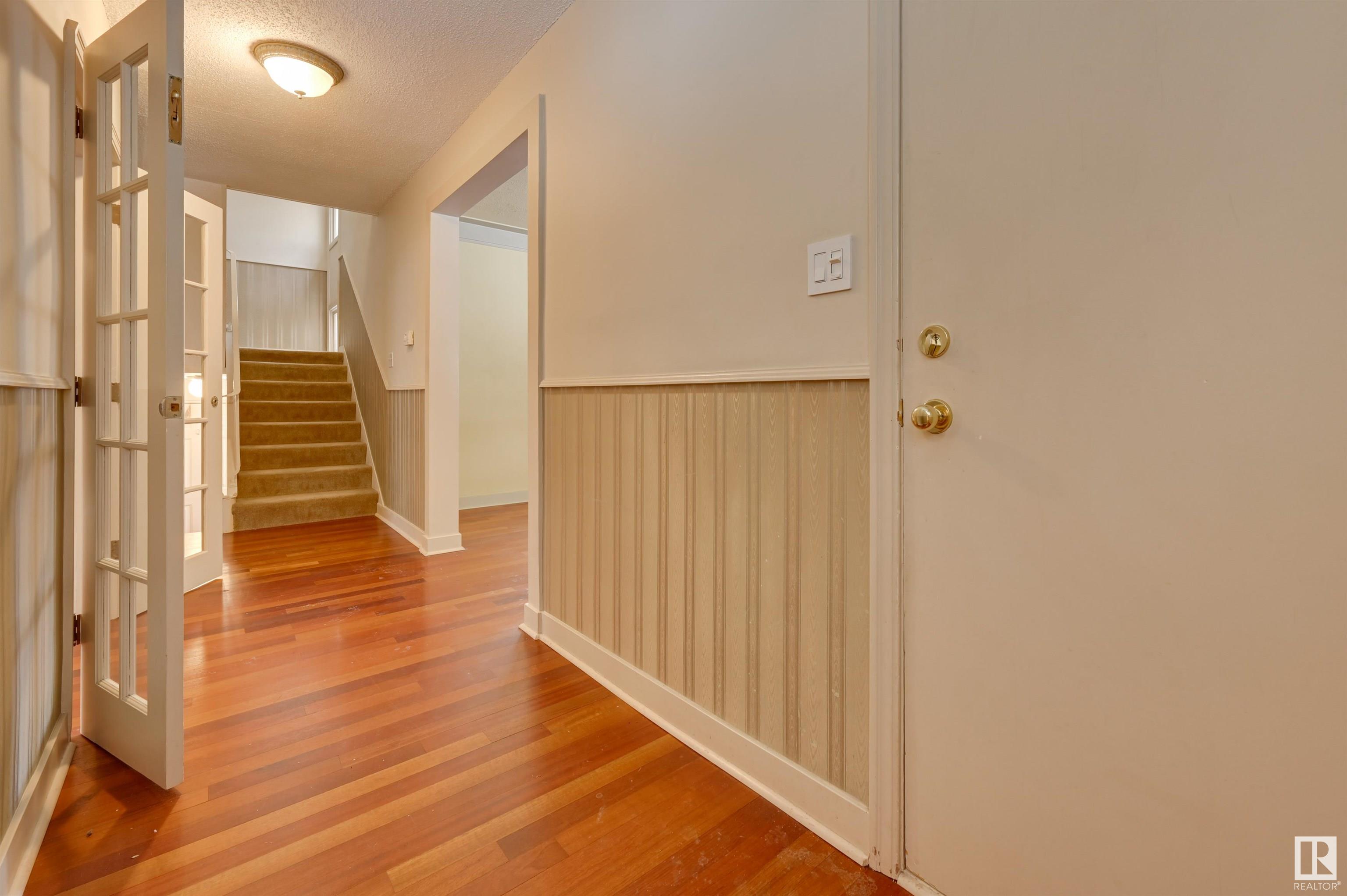      13607 101 AV NW , Edmonton,  ,T5N 0J4 ;  Listing Number: MLS E4420064