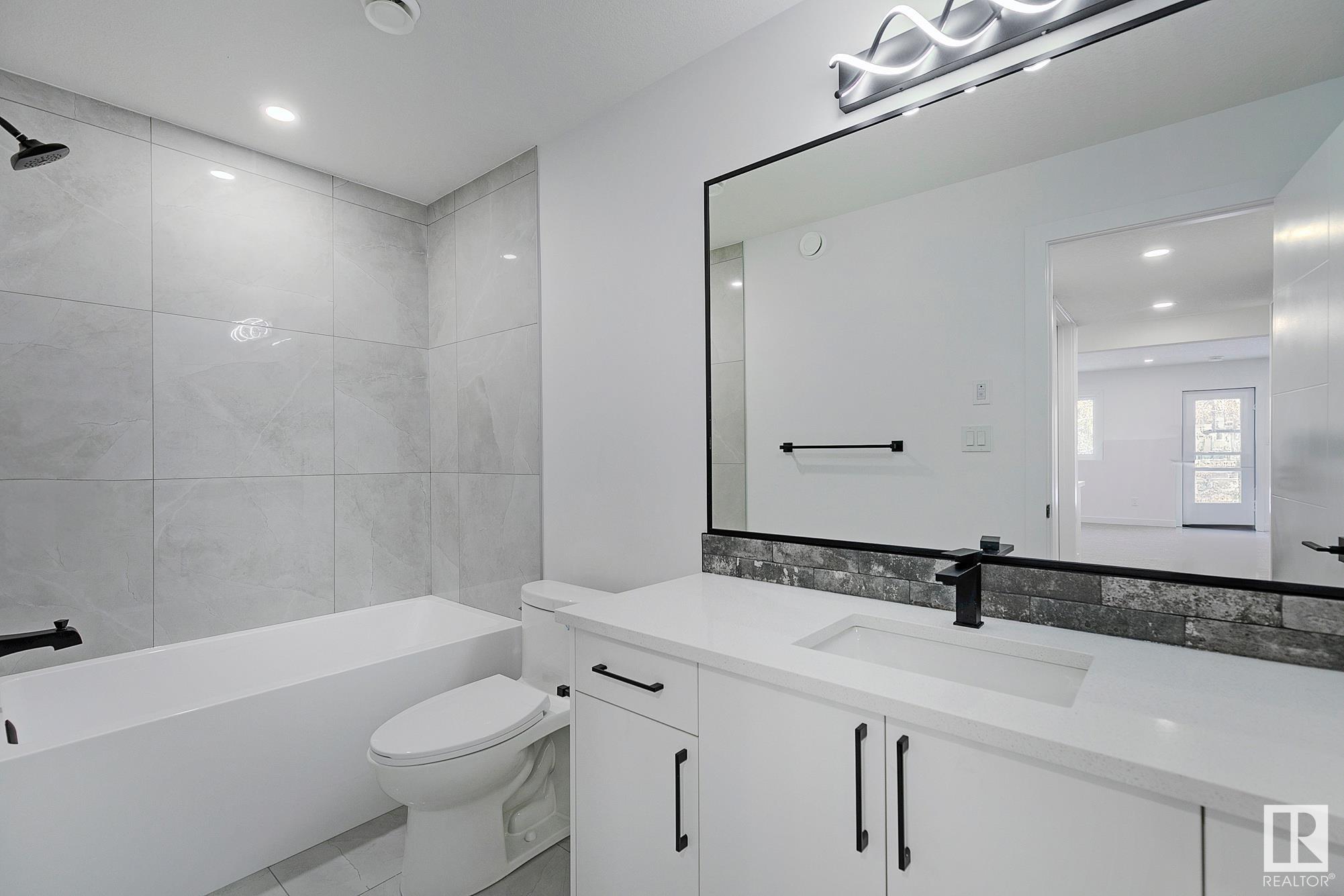      6630 CRAWFORD LANDING LD SW , Edmonton,  ,T6W 4L5 ;  Listing Number: MLS E4420065