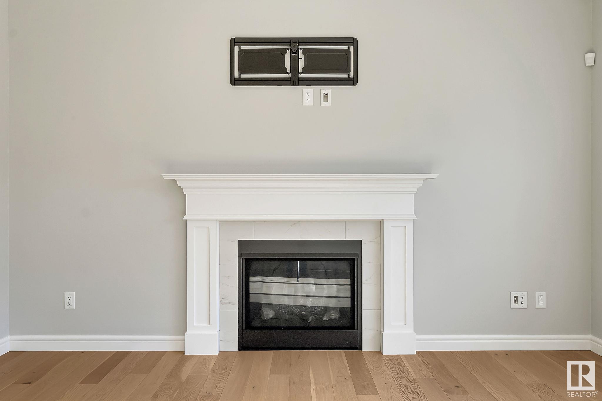      22407 99 AV NW NW , Edmonton,  ,T5T 7C2 ;  Listing Number: MLS E4420068