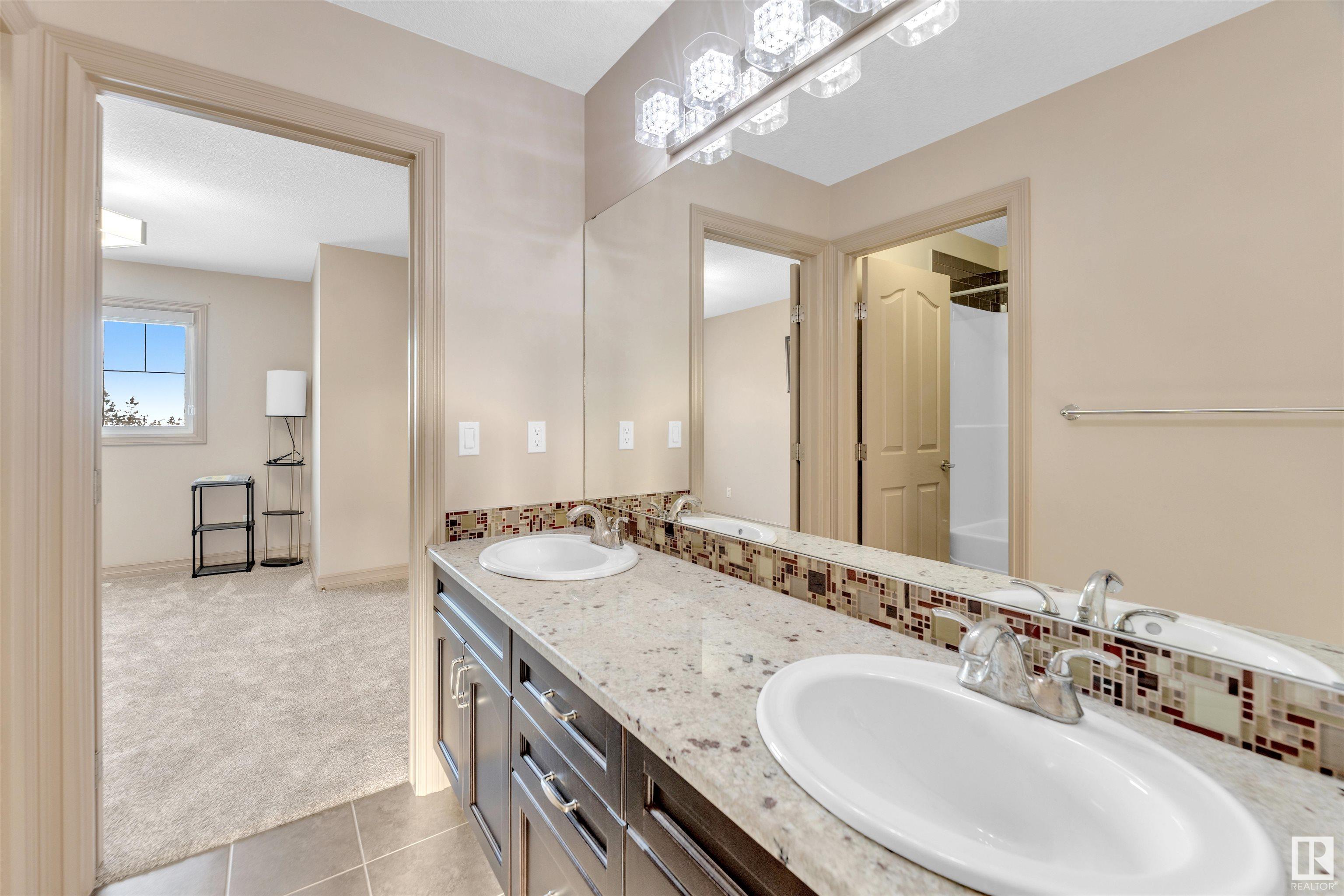      3307 21 AV NW , Edmonton,  ,T6T 0K9 ;  Listing Number: MLS E4420076