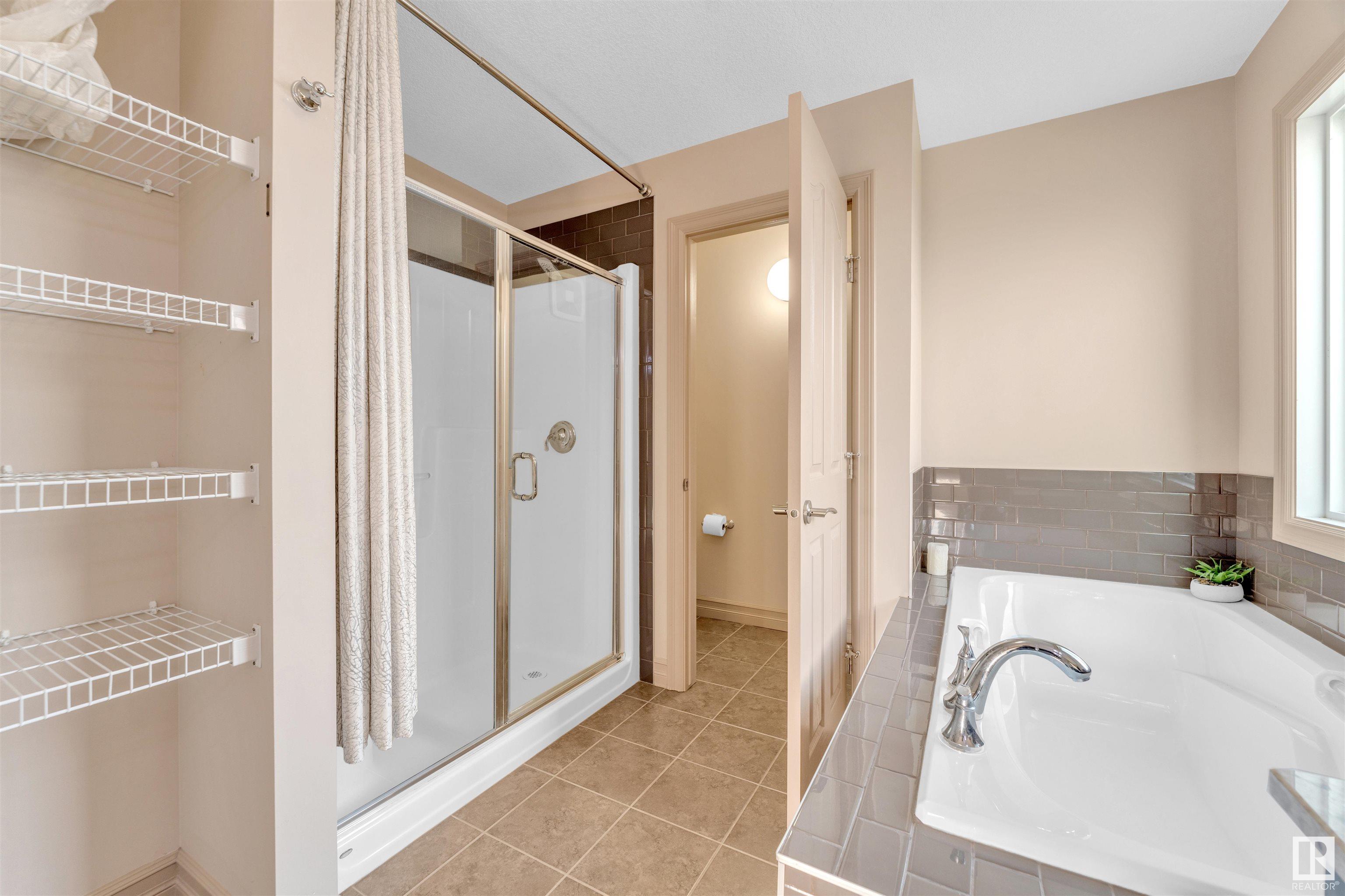      3307 21 AV NW , Edmonton,  ,T6T 0K9 ;  Listing Number: MLS E4420076