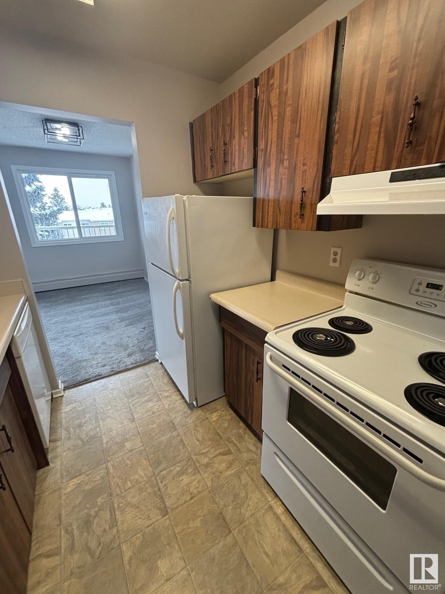     311 18204 93 AV NW , Edmonton,  ,T5T 2V2 ;  Listing Number: MLS E4420079
