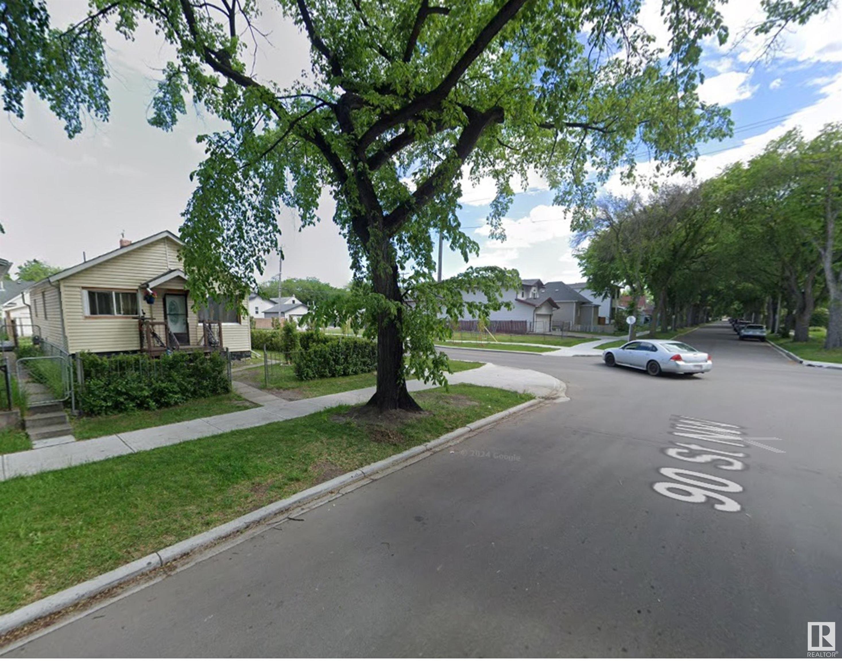      11501 90 ST NW , Edmonton,  ,T5B 3X9 ;  Listing Number: MLS E4420081