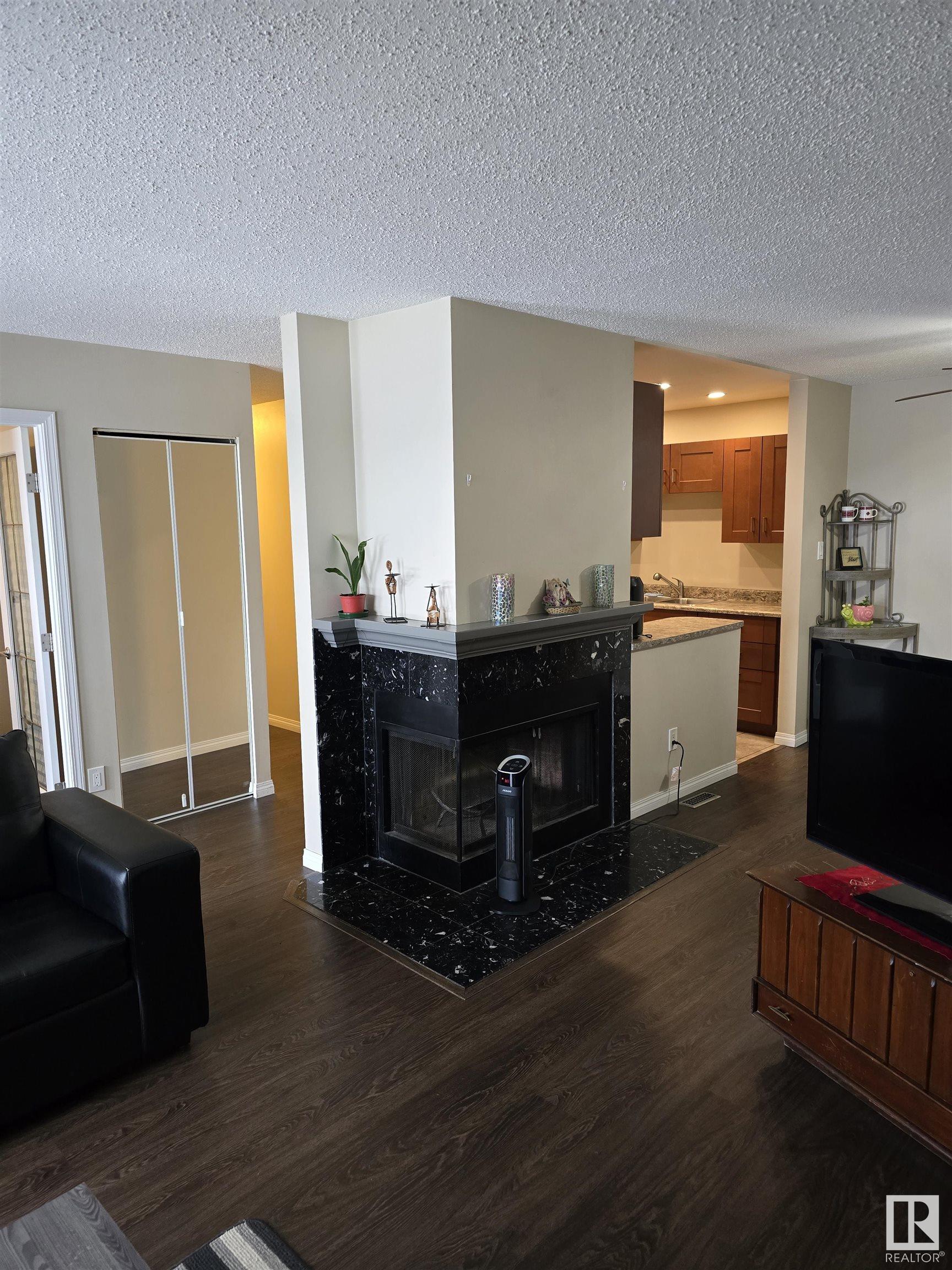      2320 151 AV NW NW , Edmonton,  ,T5Y 2L1 ;  Listing Number: MLS E4420083