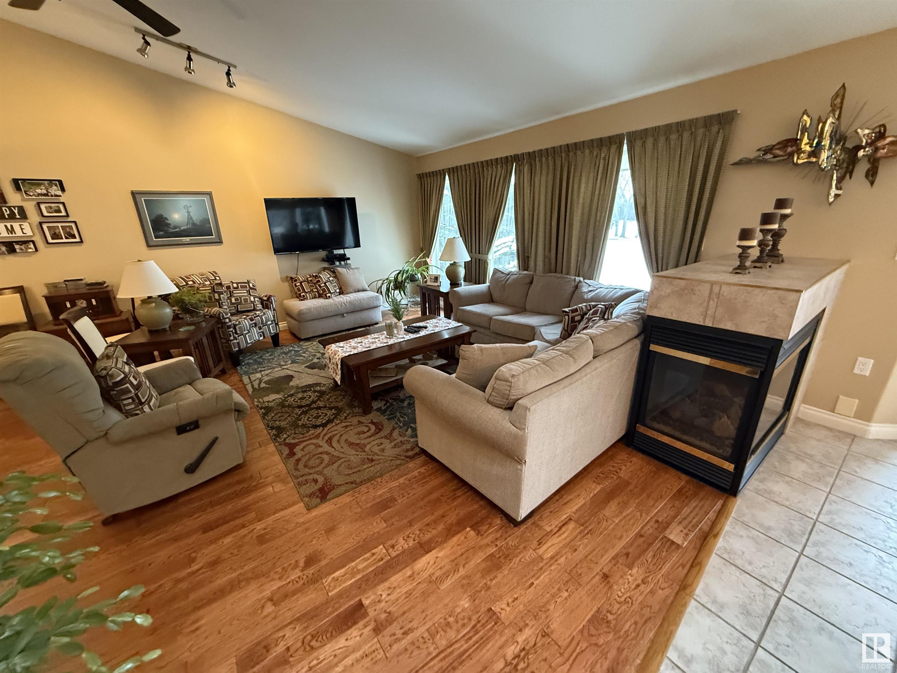      #50 929 PICARD DR NW , Edmonton,  ,T5T 6J7 ;  Listing Number: MLS E4420090