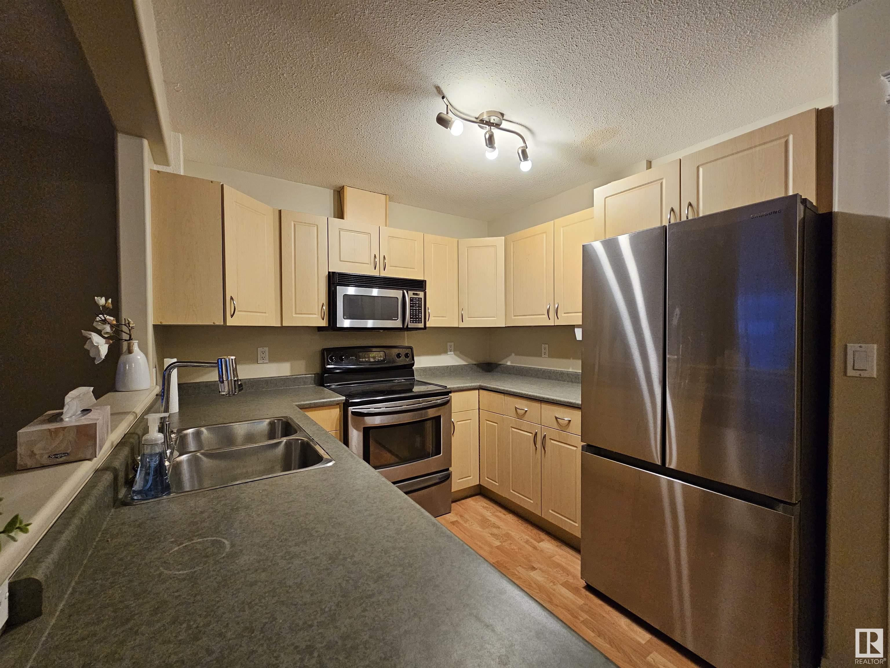      4108 47 ST , Drayton Valley,  ,T7A 1G6 ;  Listing Number: MLS E4420091