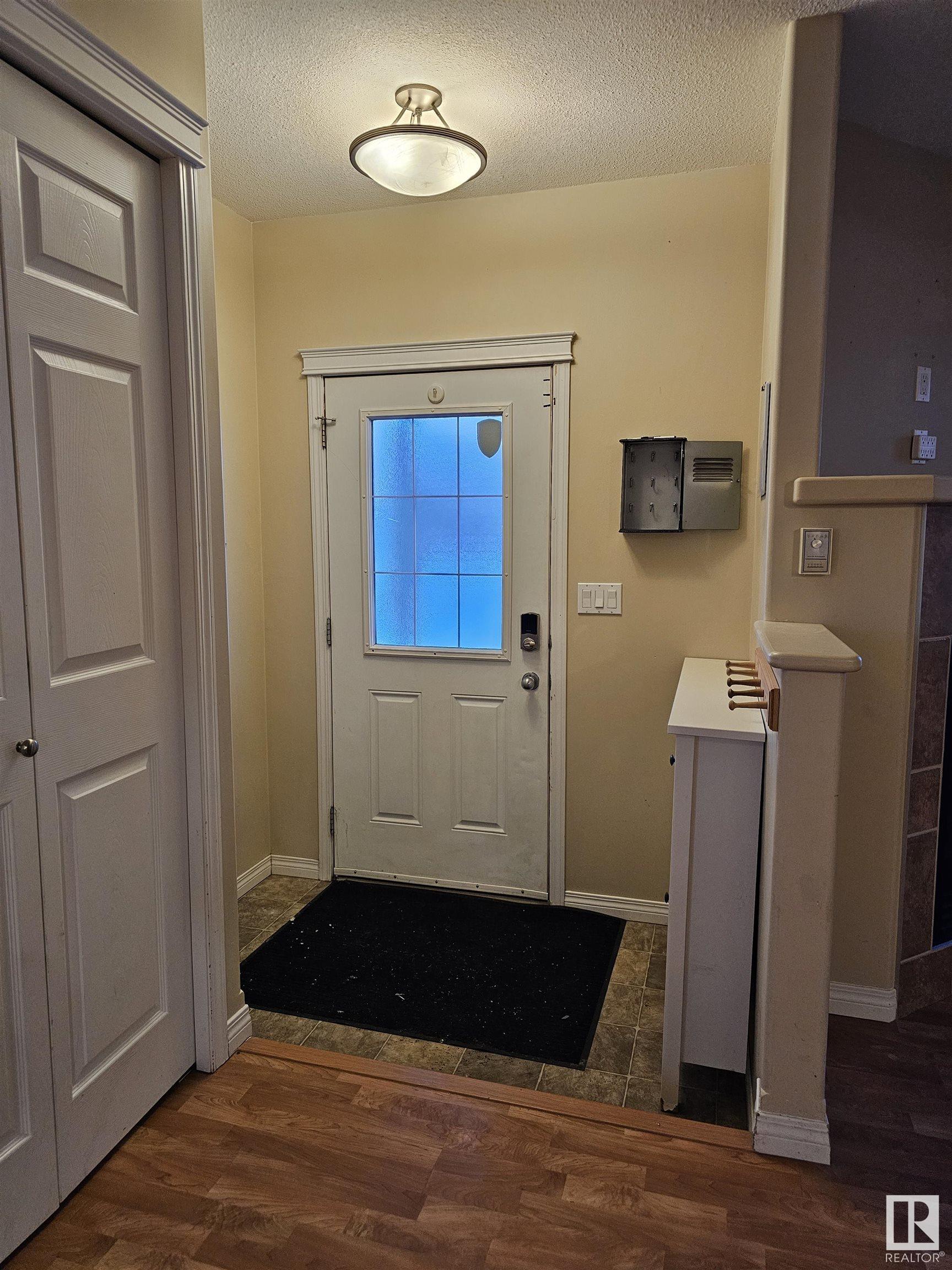      4108 47 ST , Drayton Valley,  ,T7A 1G6 ;  Listing Number: MLS E4420091