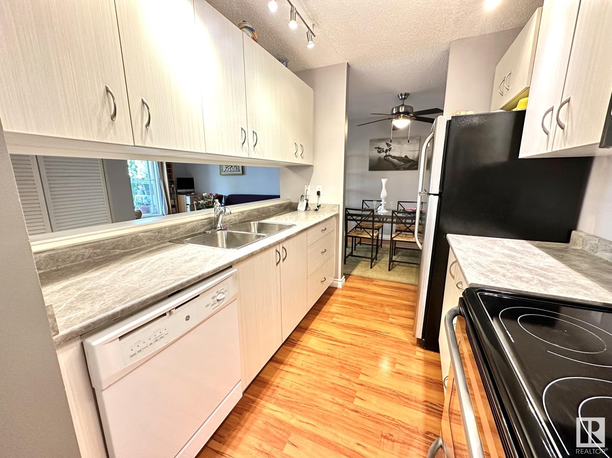      #111 11620 9A AV NW , Edmonton,  ,T6J 7B4 ;  Listing Number: MLS E4420093