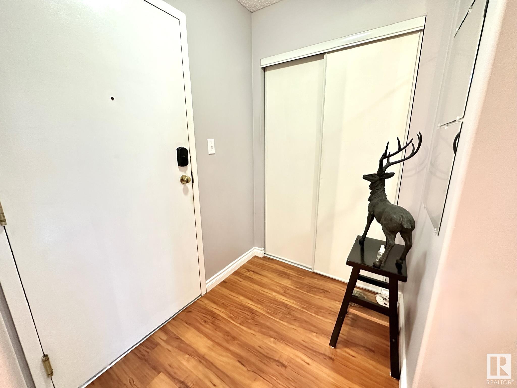      #111 11620 9A AV NW , Edmonton,  ,T6J 7B4 ;  Listing Number: MLS E4420093